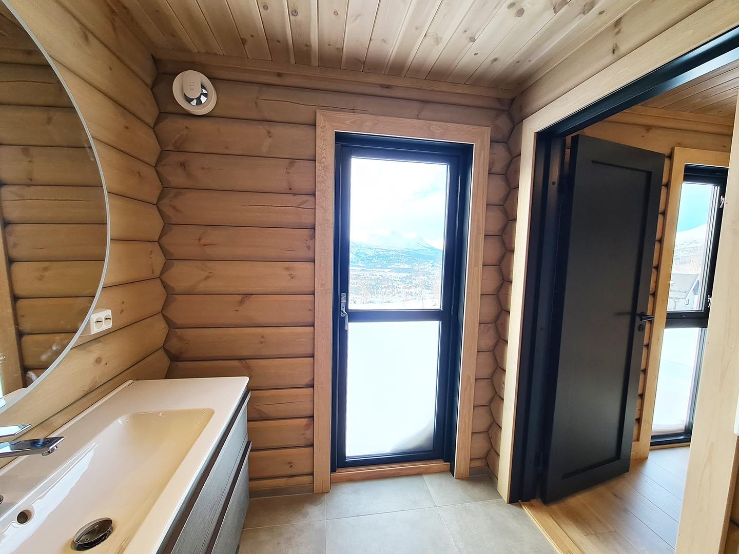 Bilde fra tilsvarende hytte (kan avvike noe fra aktuell hytte) Galleribilde