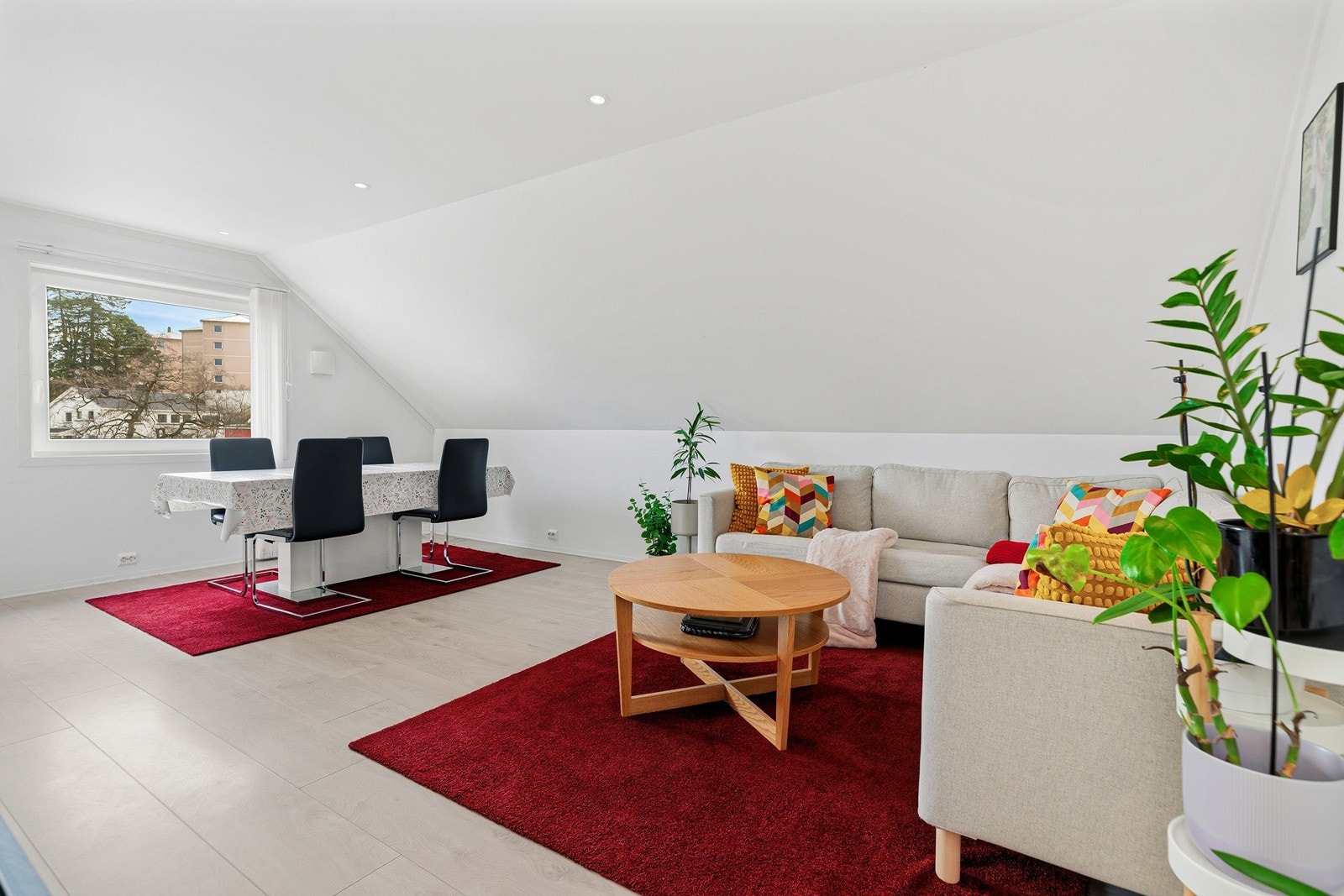 Stue på loft Galleribilde