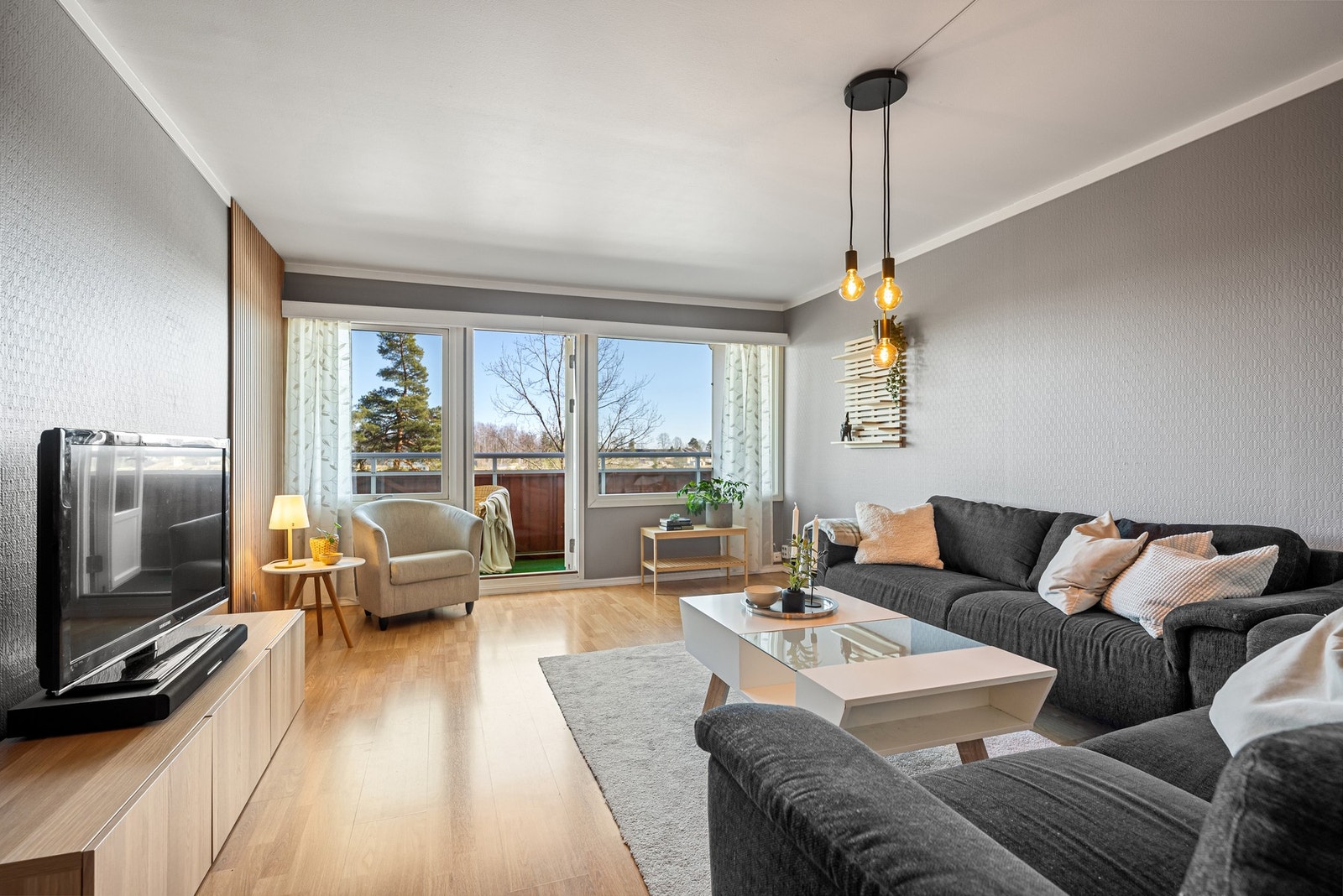 Huldreveien 75 til salgs ved Per Olav Hess - EIE eiendomsmegling. (Foto: Andreas Wiig) Galleribilde