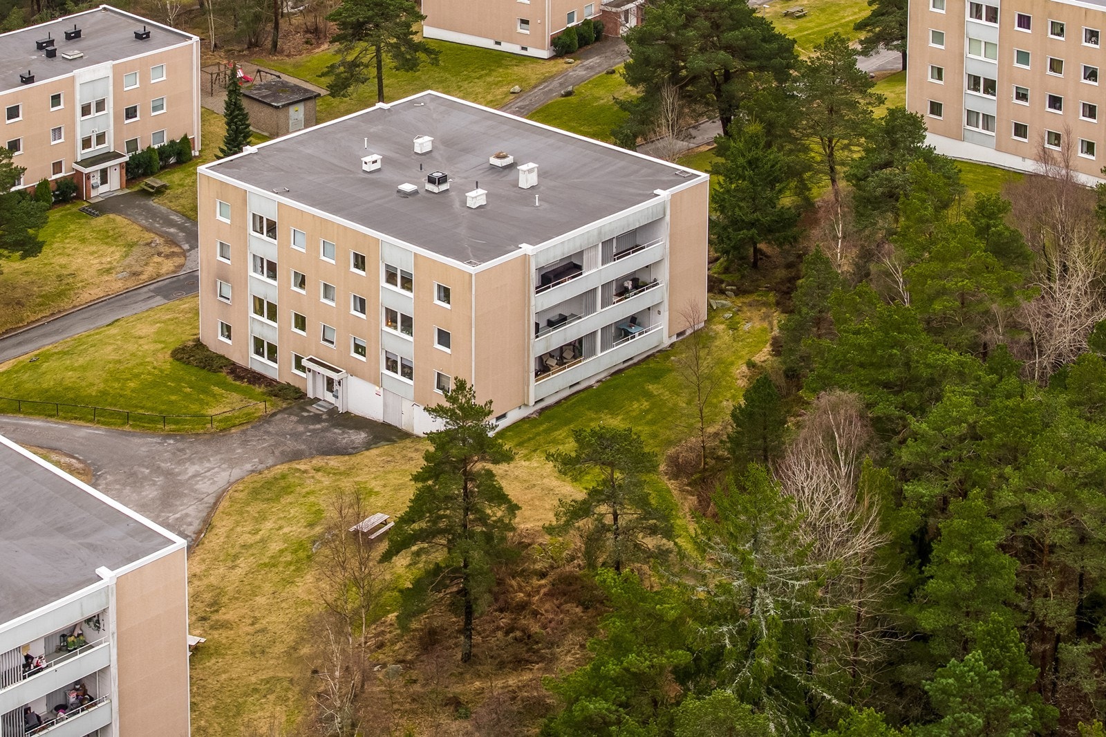 Beliggenheten i Vestlia/Skogbrynet er barnevennlig, med kort vei til skoler og barnehager. Galleribilde