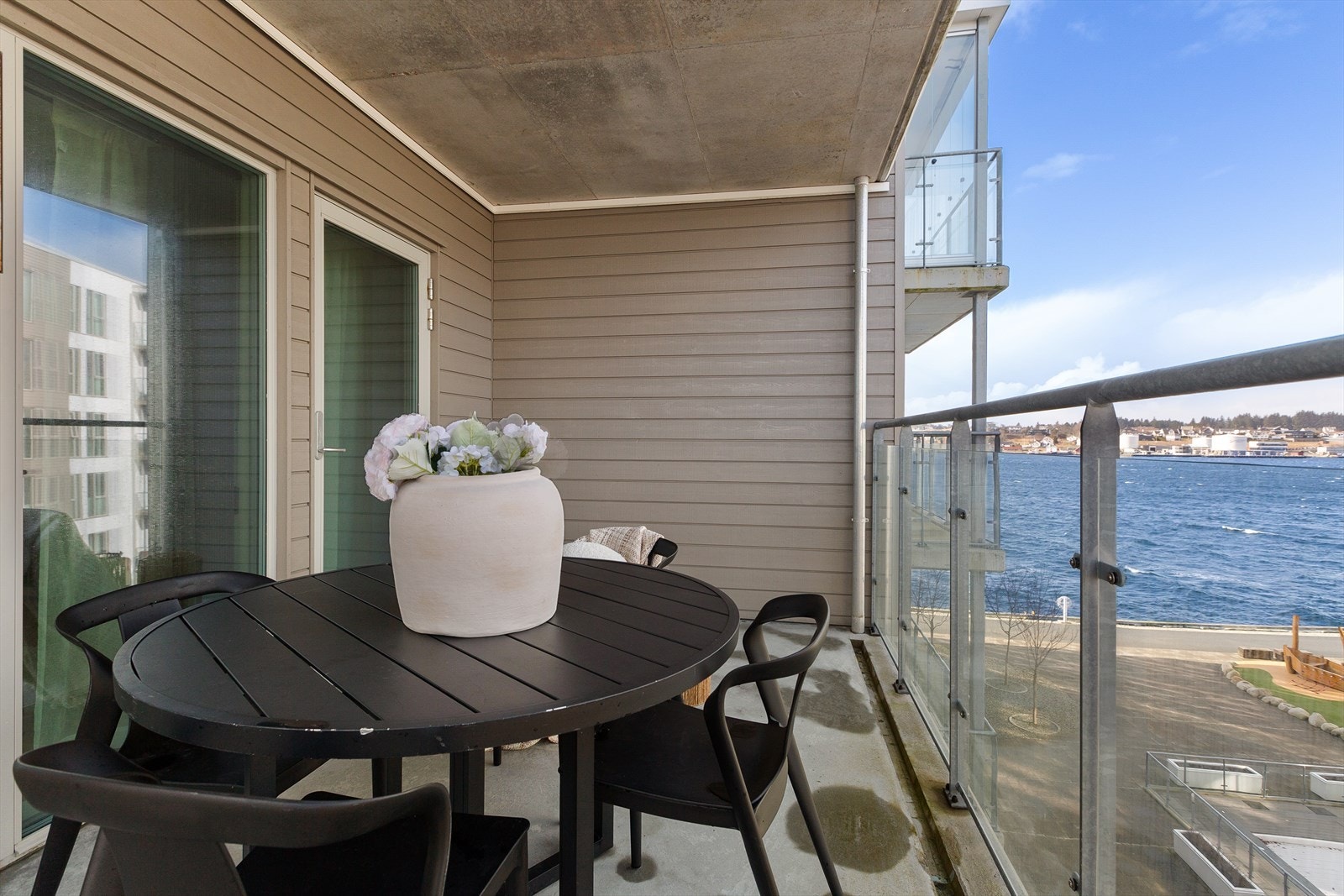 Balkong på nordsiden. Galleribilde