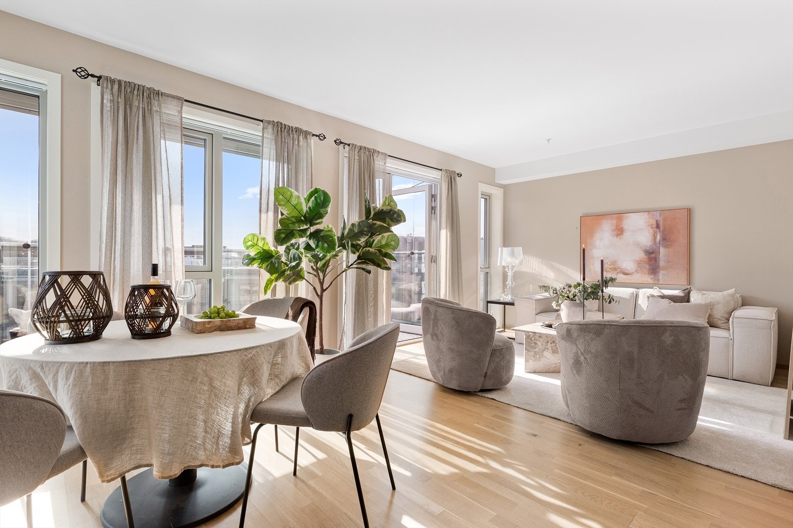 Velkommen til Gloppegata 25 - Lekker leilighet med alt du skulle trenge både inne og ute. Foto: Aina Østebøvik Olsen Galleribilde