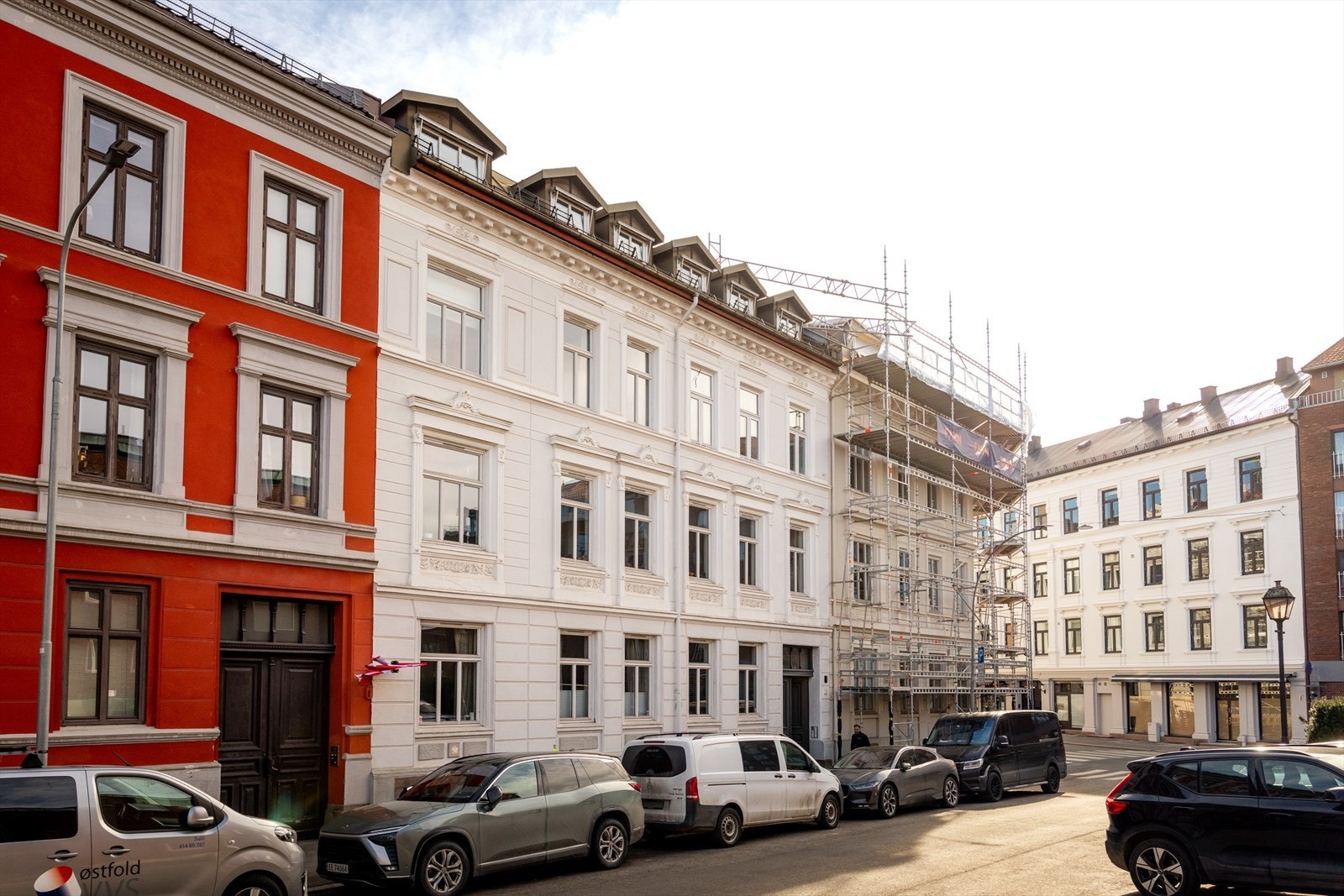 Leiligheten har en sentral, men samtidig en tilbaketrukket beliggenhet på Briskeby/Frogner med et bredt utvalg av hyggelige caféer, restauranter og parker i umiddelbar nærhet Galleribilde