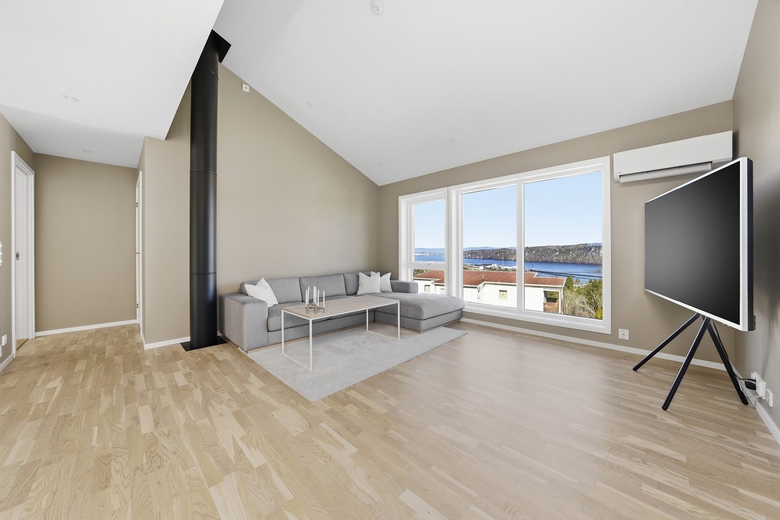 Huset er godt tilpasset en barnefamilie med tanke på utforming og innhold! Galleribilde