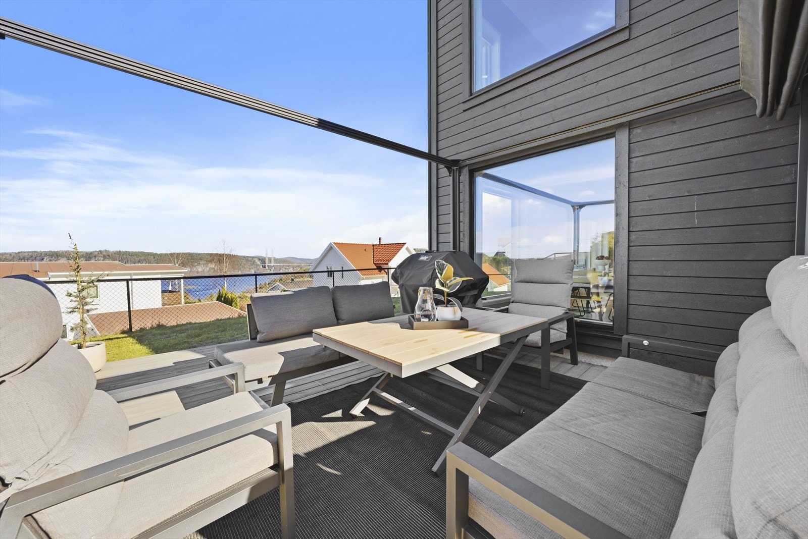 En hyggelig uteplass i solen! Galleribilde