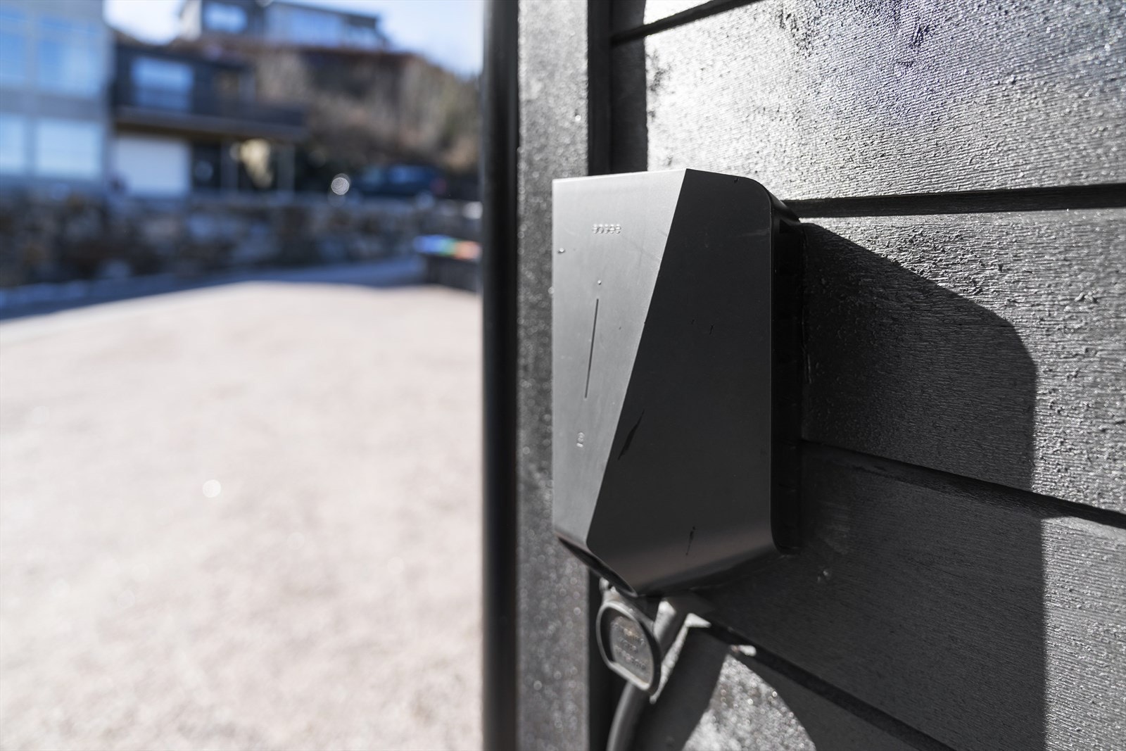 Elbillader med egen kurs Galleribilde