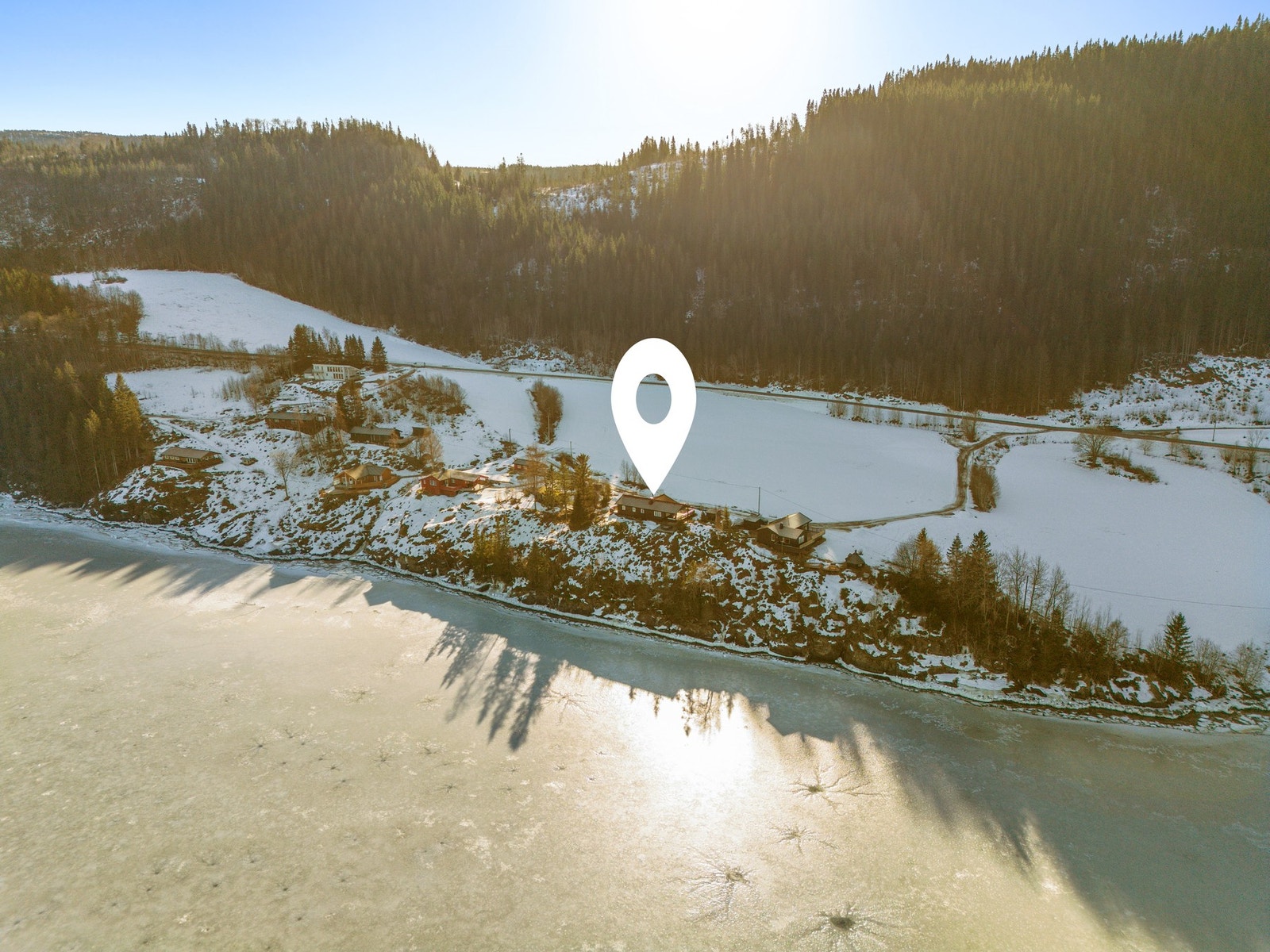 Området er lite trafikkert og preget av natur, med gode muligheter for både bær- og soppsanking, jakt og turer i skog og terreng. Galleribilde