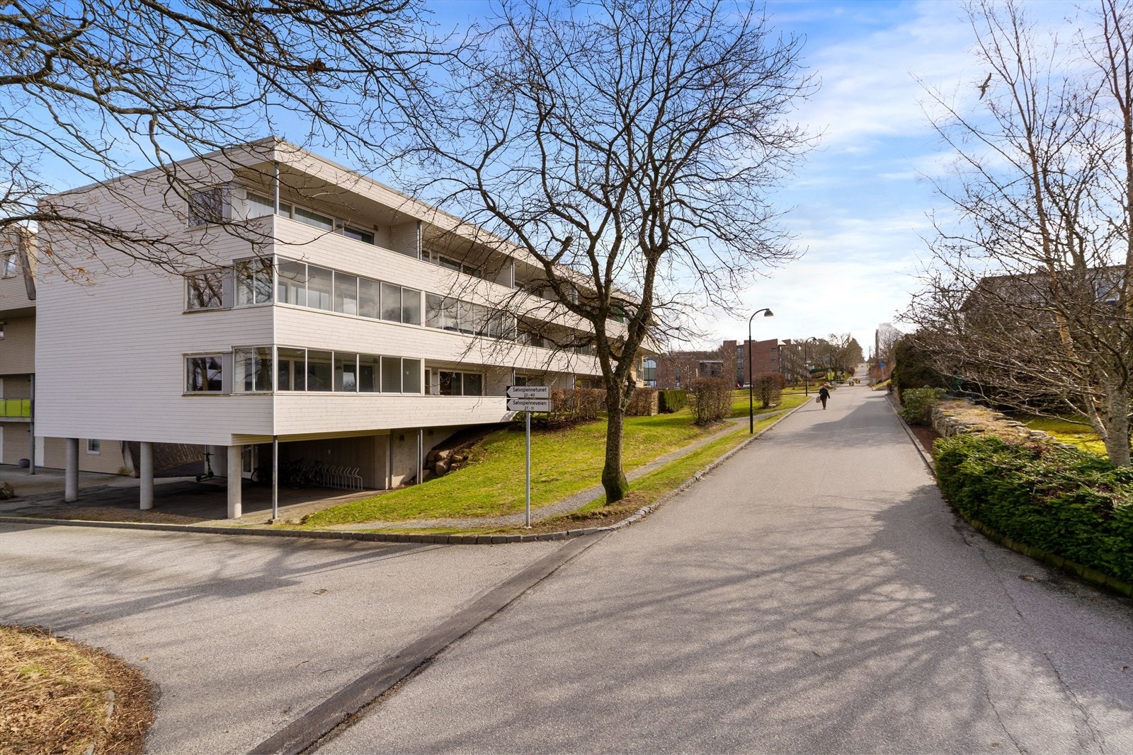 Borettslaget består av 4 blokker med 80 leiligheter og er fra 2007. Galleribilde
