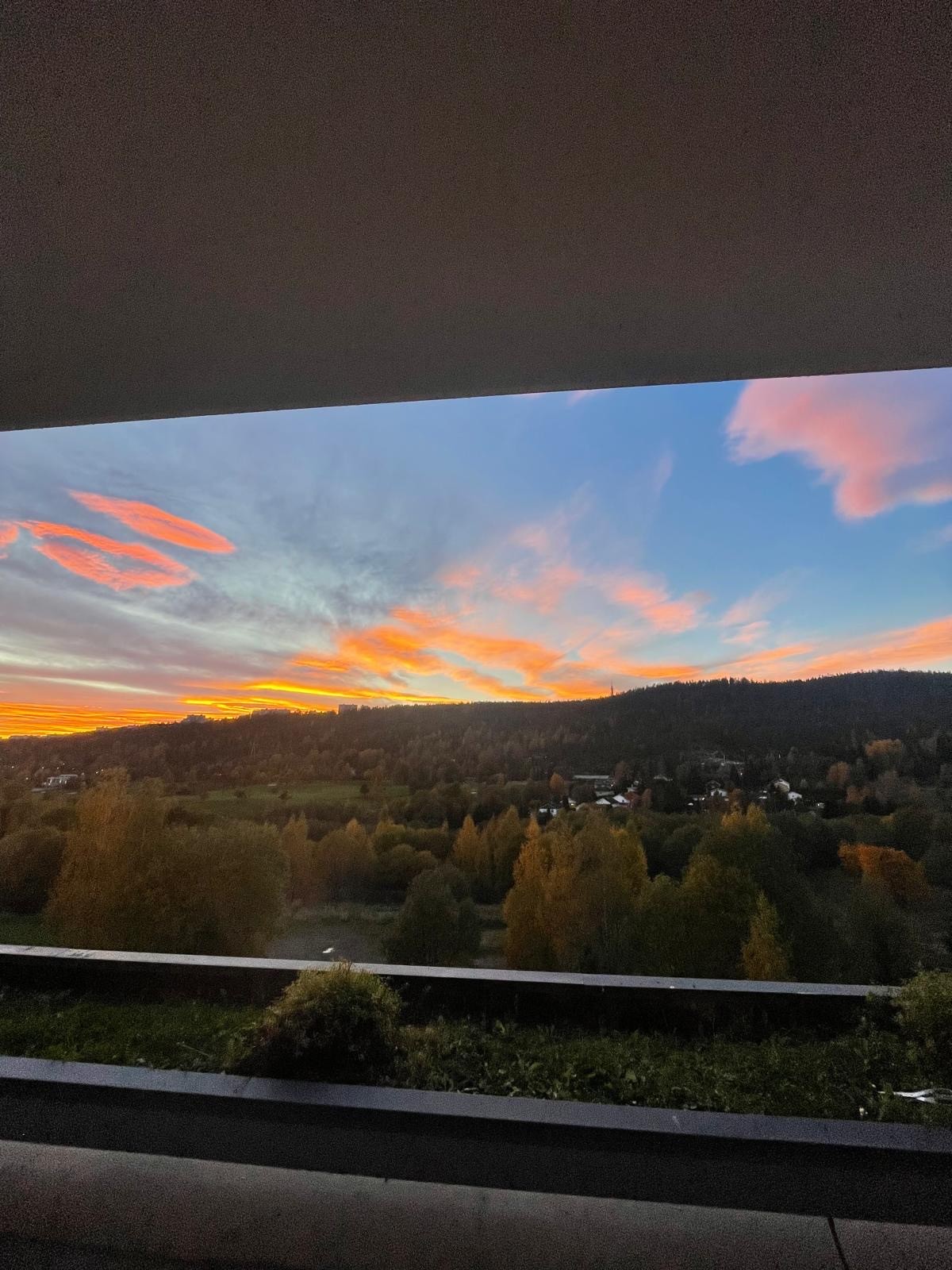 Her kan du nyte fine solforhold og kveldsstemning. Galleribilde