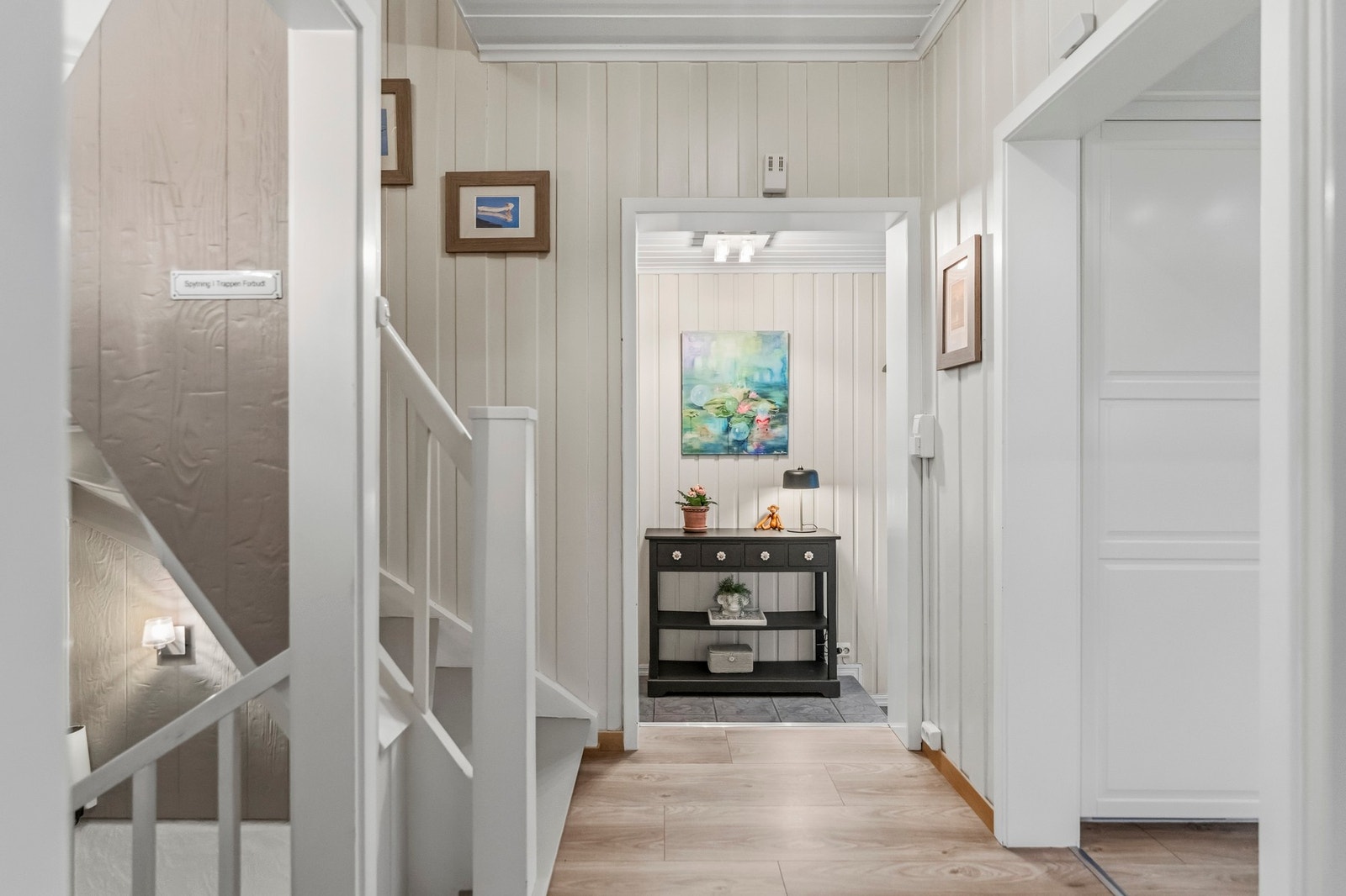 Videre opp til boligens andre etasje. Galleribilde