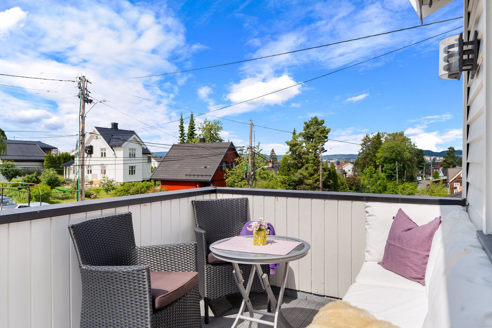 Balkongen tilfører boligen en ekstra dimensjon Galleribilde