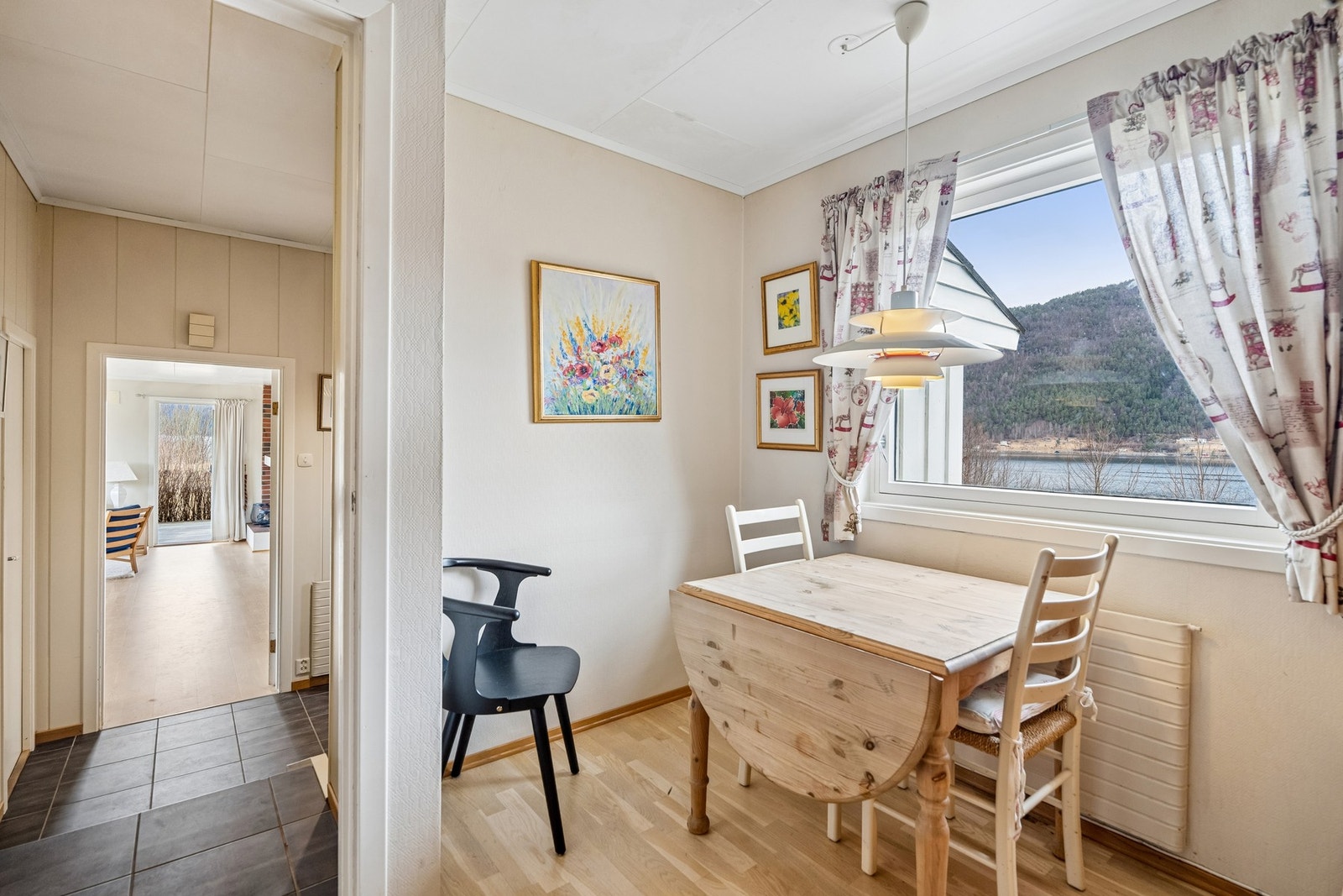 Kjøkken. Galleribilde