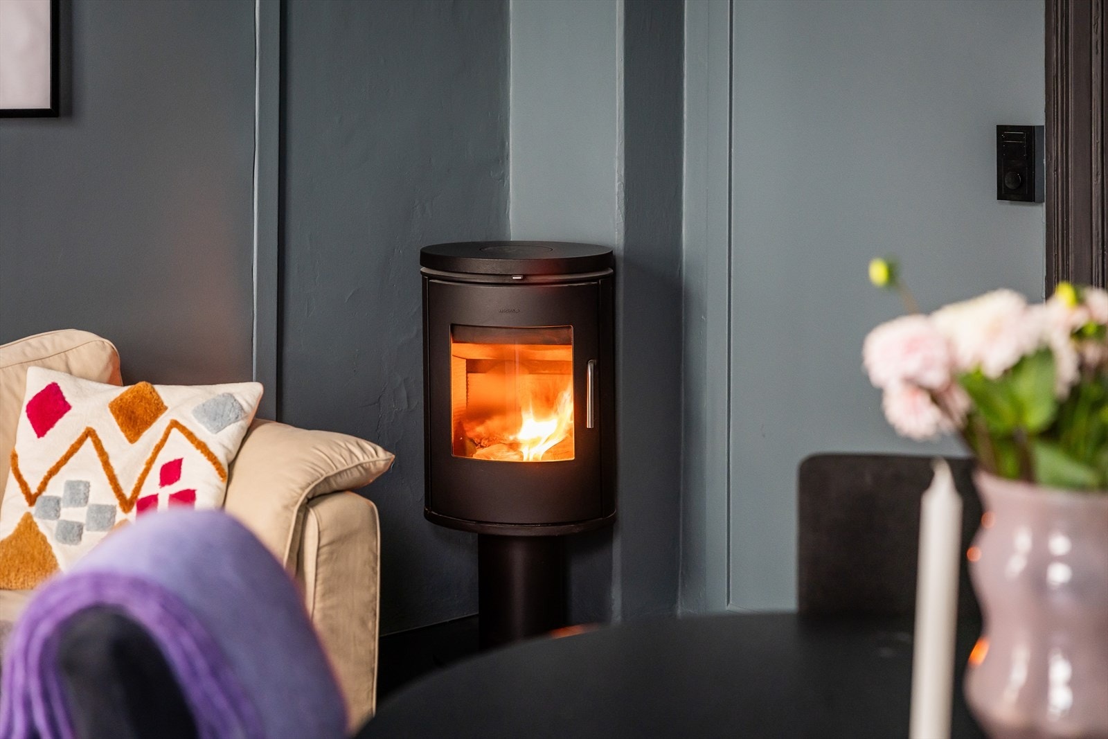 Peisovnen gir god varme og bidrar til en koselig og behagelig atmosfære. Galleribilde