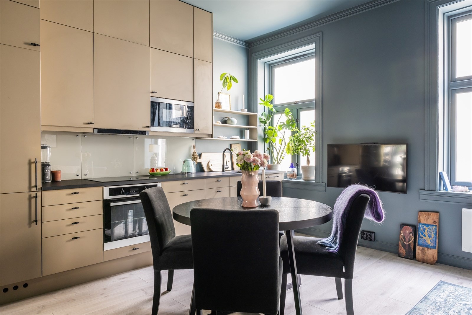 Velkommen til denne flotte leiligheten i Dalsbergstien 6C! Galleribilde