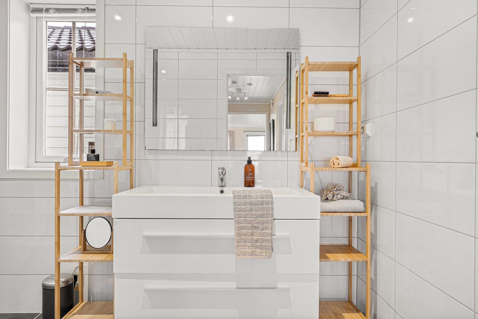 Det er rør i rør vannsystem samt balansert ventilasjon i boligen Galleribilde