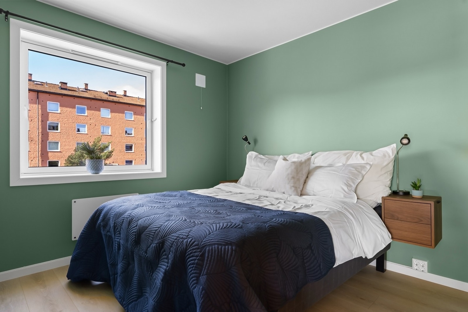 Leiligheten inneholder to romslige soverom Galleribilde