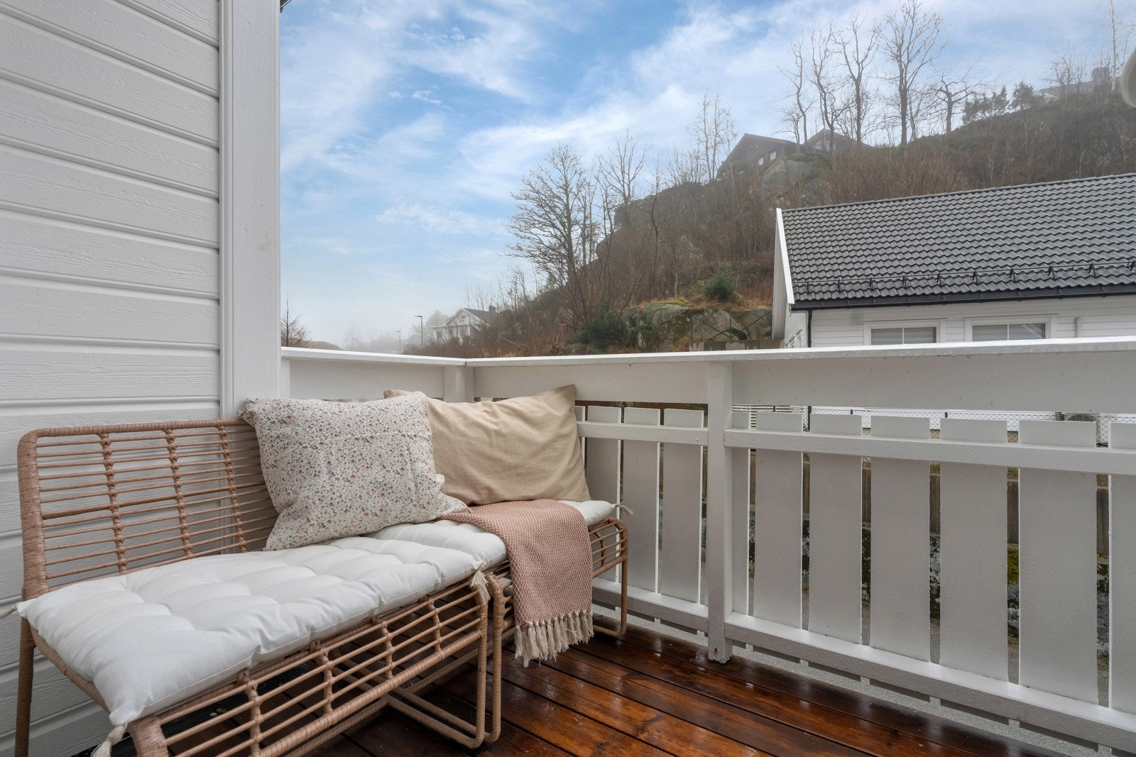 Balkongen ligger vestvendt og har gode solforhold. Galleribilde