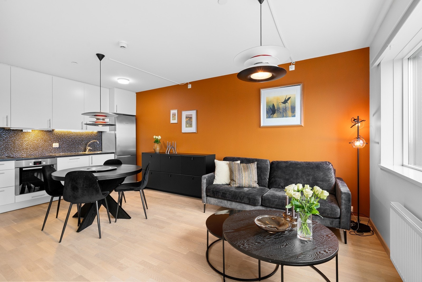 Stue/kjøkken Galleribilde