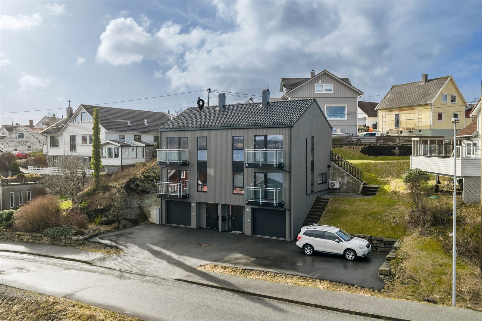 Velkommen til Peder Skeievegen 27 - presentert av Kristen Brekke i Meglerhuset Rele Galleribilde