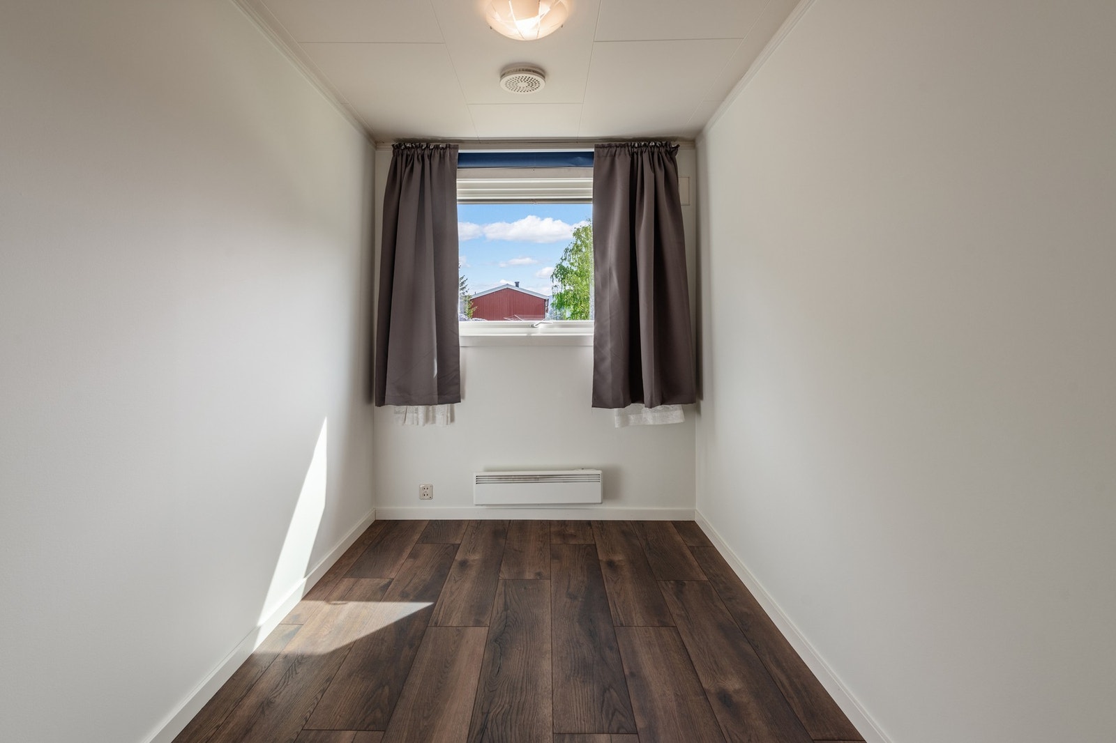 Soverom III. i 1. etasje Galleribilde