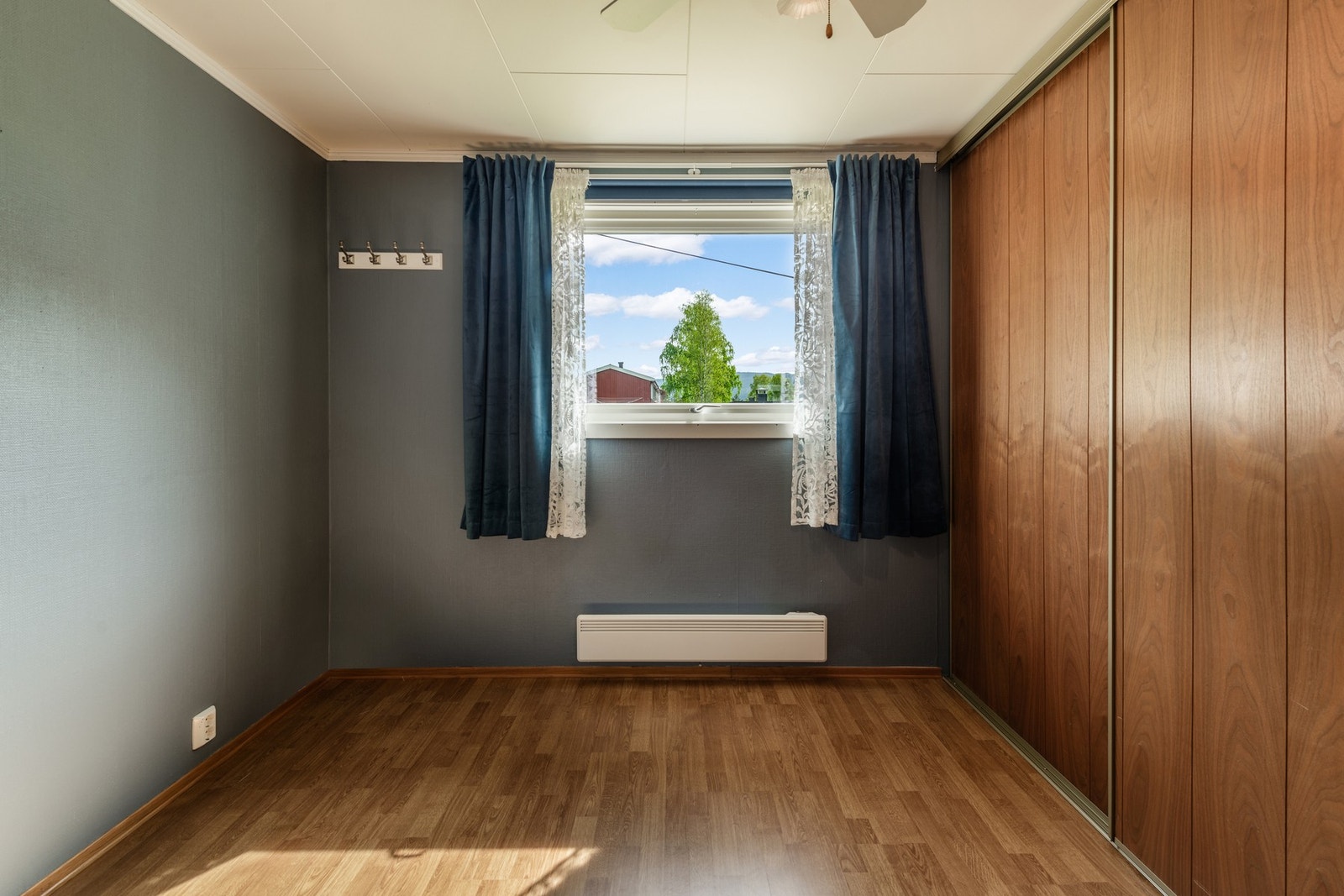 Soverom II. i 1. etasje Galleribilde