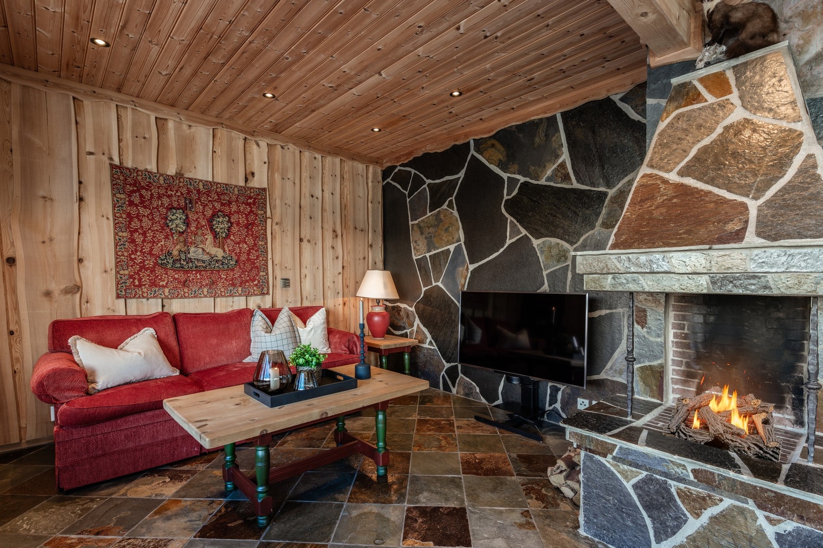 Flott peis som varmer godt på kalde vinterdager Galleribilde