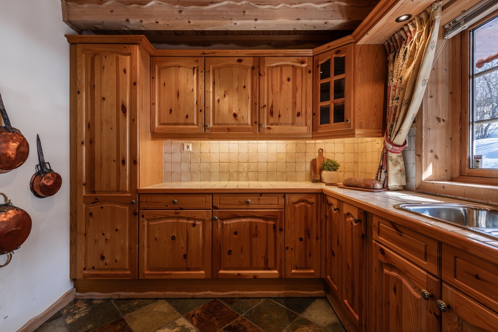 Tryll frem de lekreste retter og inviter til skikkelig hyttekos Galleribilde