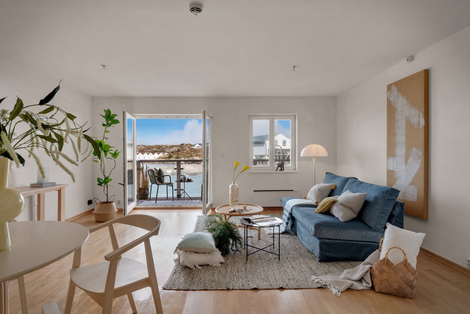 Koselig stue med flott utsikt Galleribilde