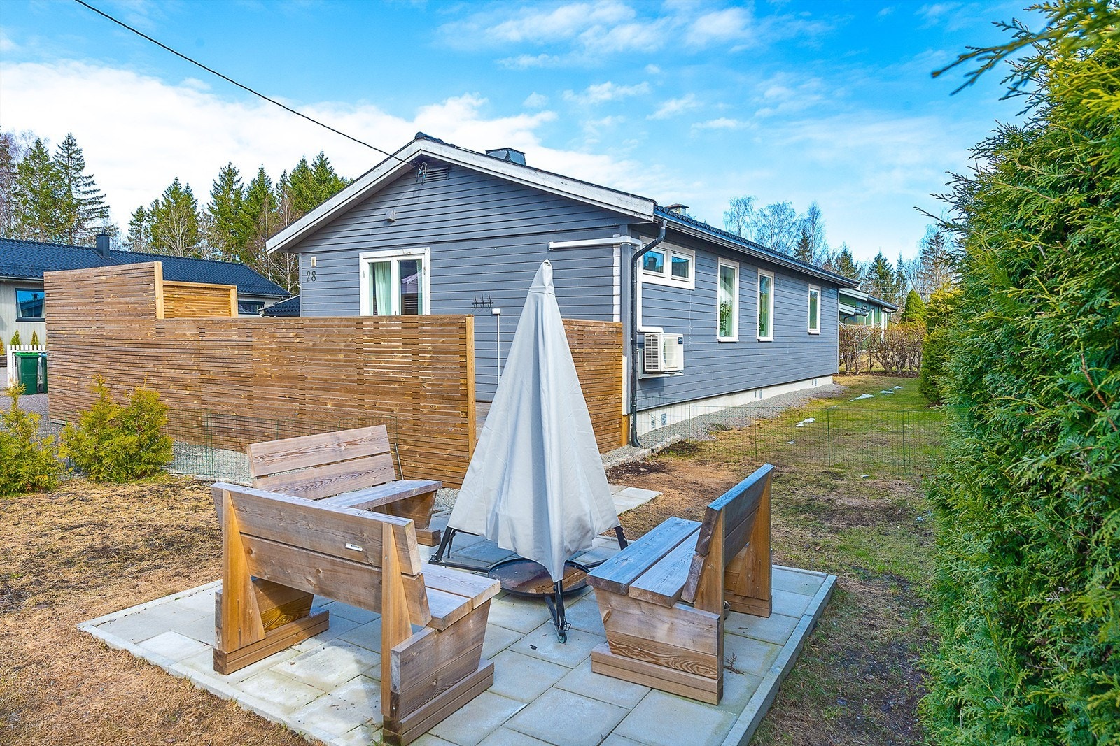 Velkommen til Ekornstien 28 - Flott beliggenhet i blindvei og et barnevennlig boområde Galleribilde