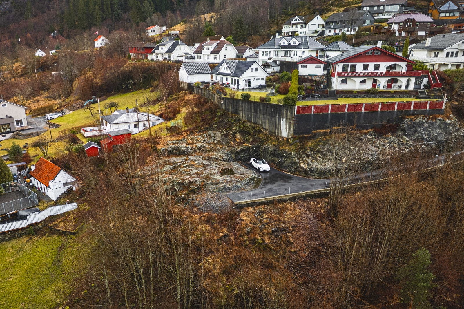 Gode parkeringsmuligheter på biloppstillingsplass. Galleribilde