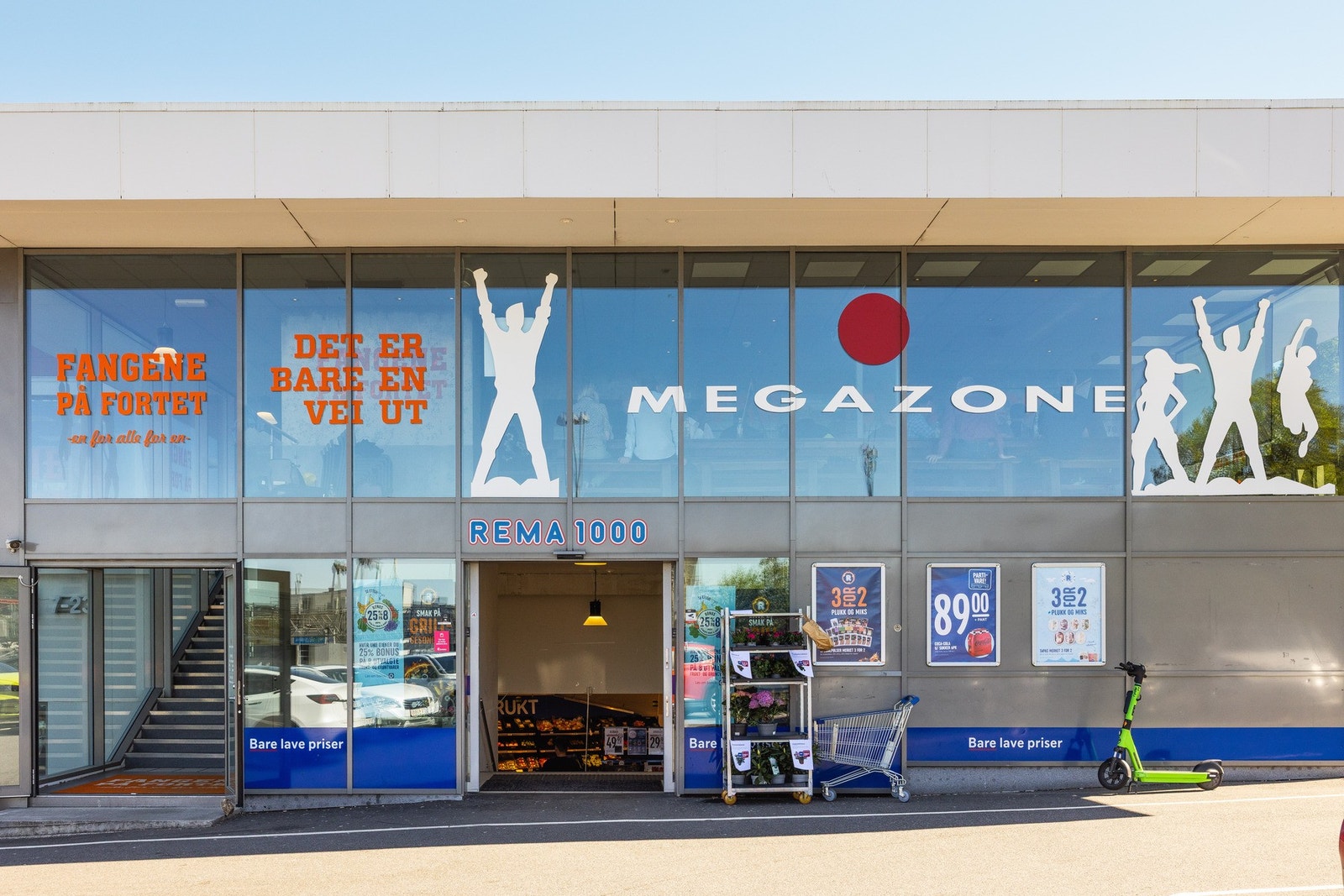 Det er heller ikke lange veien til Rema 1000 og Fangene på Fortet. Galleribilde