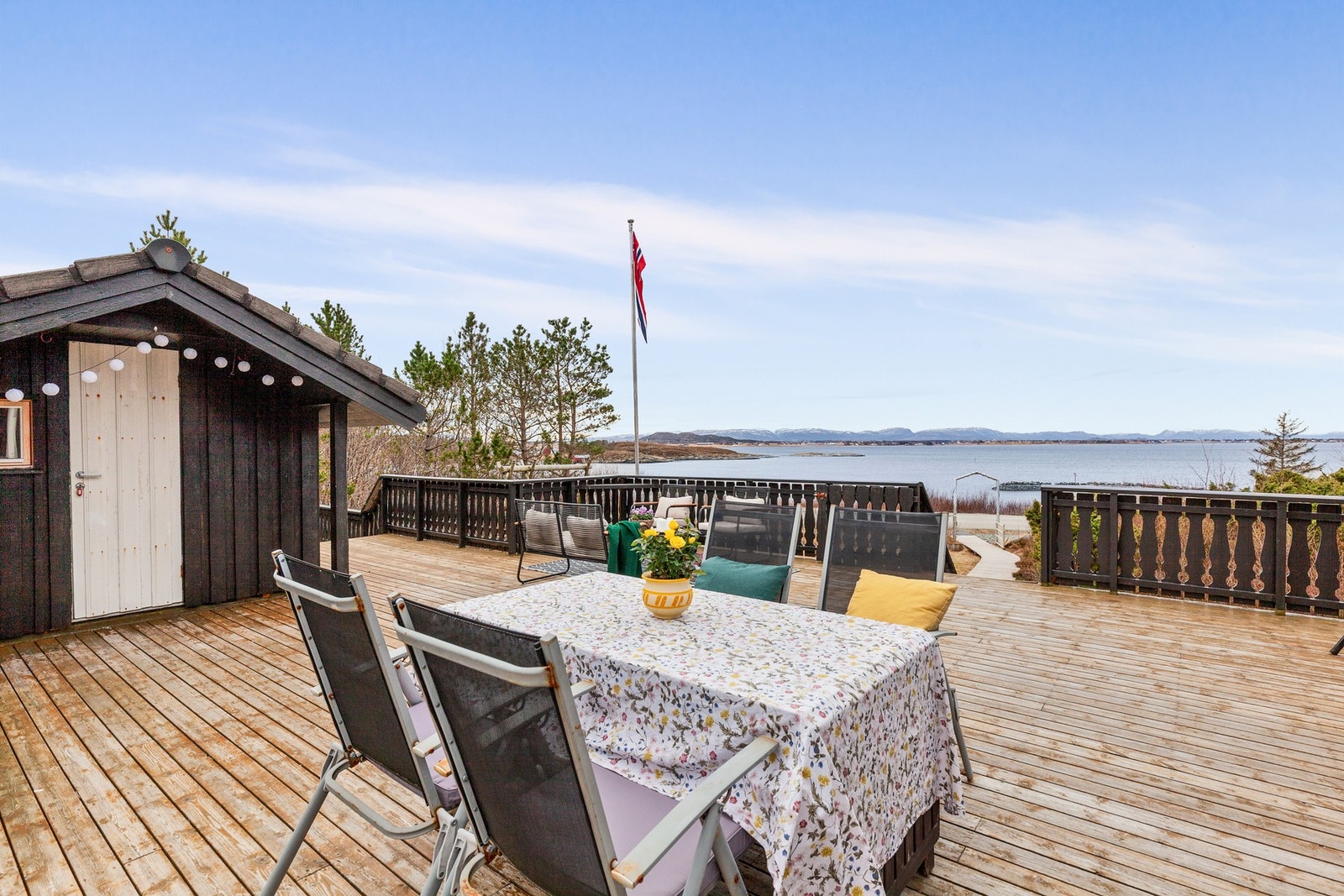 Her har man god plass for flere sittegrupper om ønskelig Galleribilde