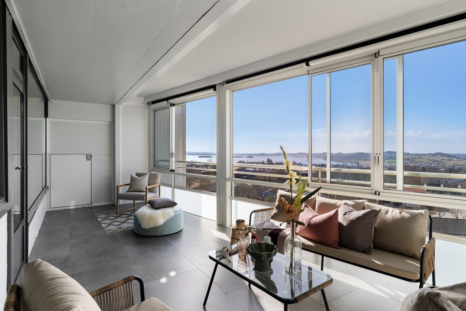 EiendomsMegler 1 v/ Thomas Fanebust presenterer Jernalderveien 53A. Foto: Eivind Dirdal. Galleribilde