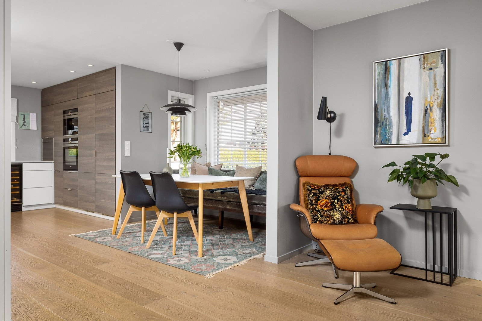 Spiseplass på kjøkkenet Galleribilde