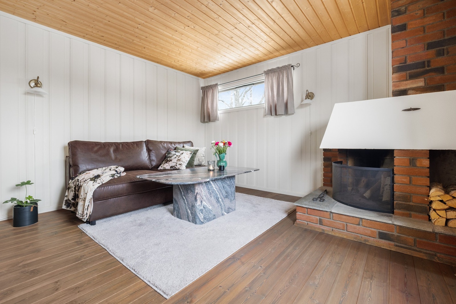 Her er det også peis. Galleribilde