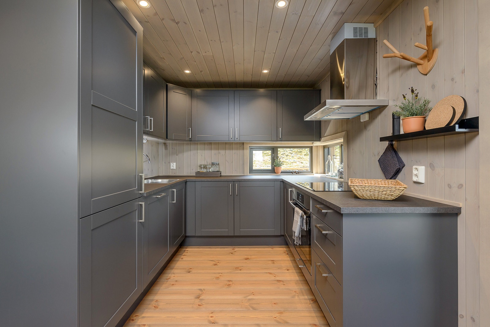 Interiørbilde fra en annen Snøhetta hytte Galleribilde