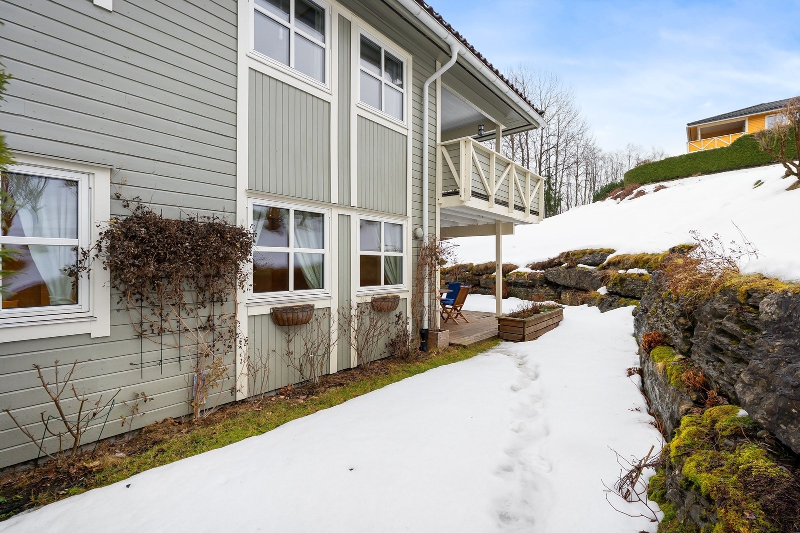 Hyggelige uteområder rundt bygget Galleribilde