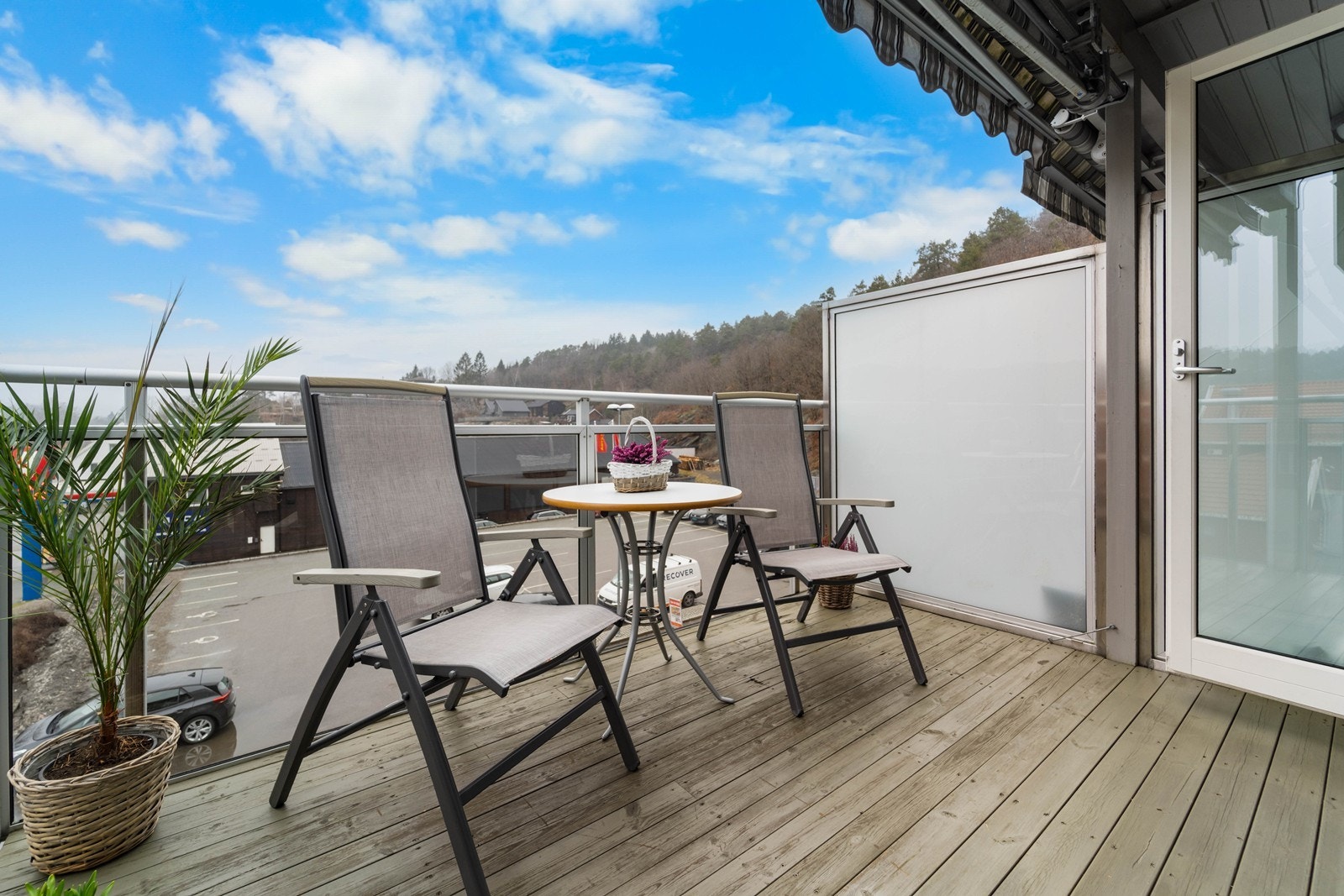 Balkong i begge etasjer. Galleribilde