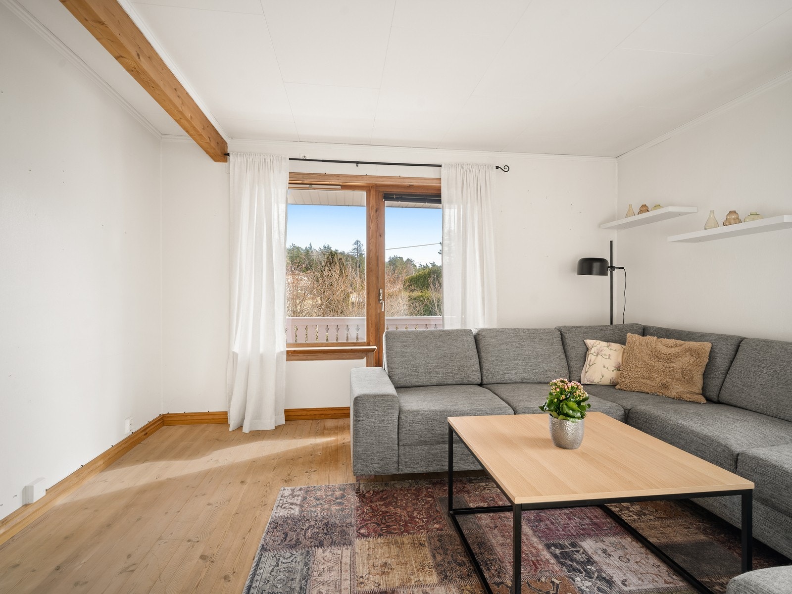 Utleiedel - Stue med utgang til balkong. Galleribilde