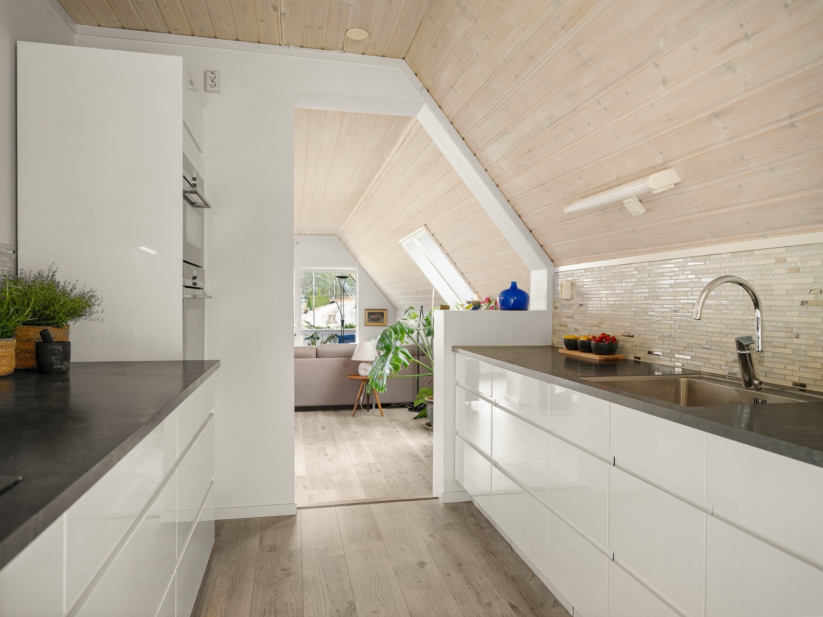 Kjøkken i hoveddelen. Galleribilde