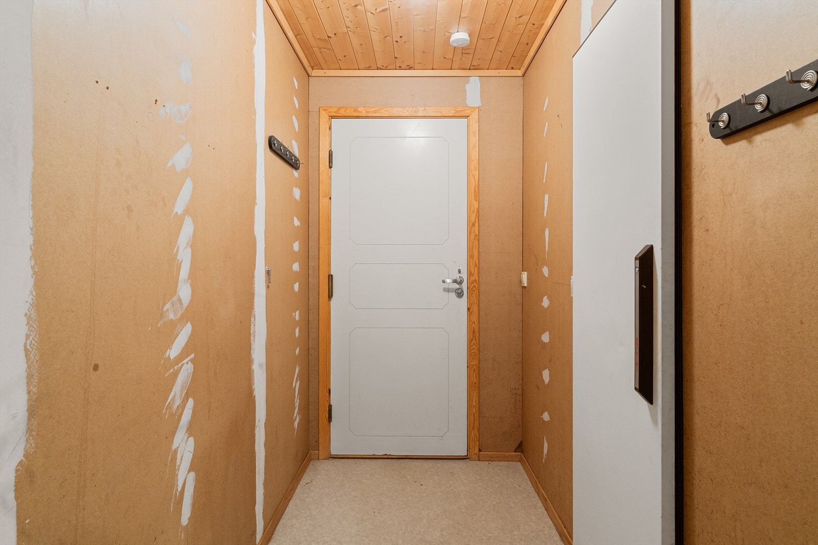 Inngang fra garasje Galleribilde