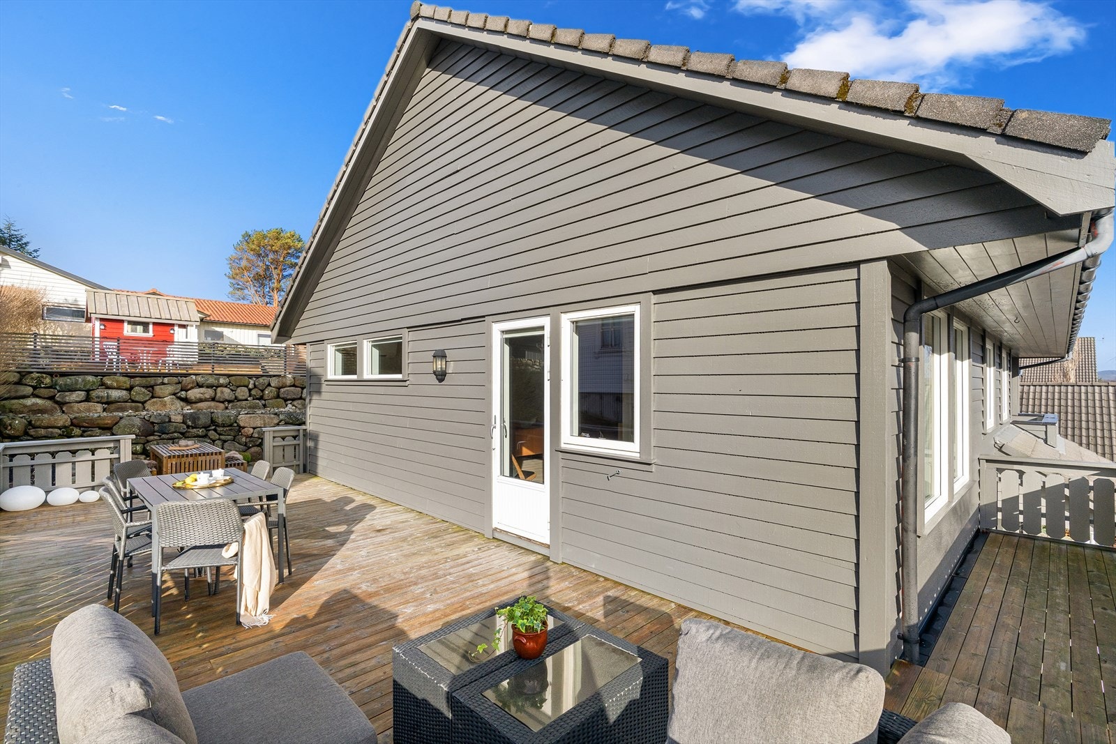 Terrasse ut fra stue Galleribilde