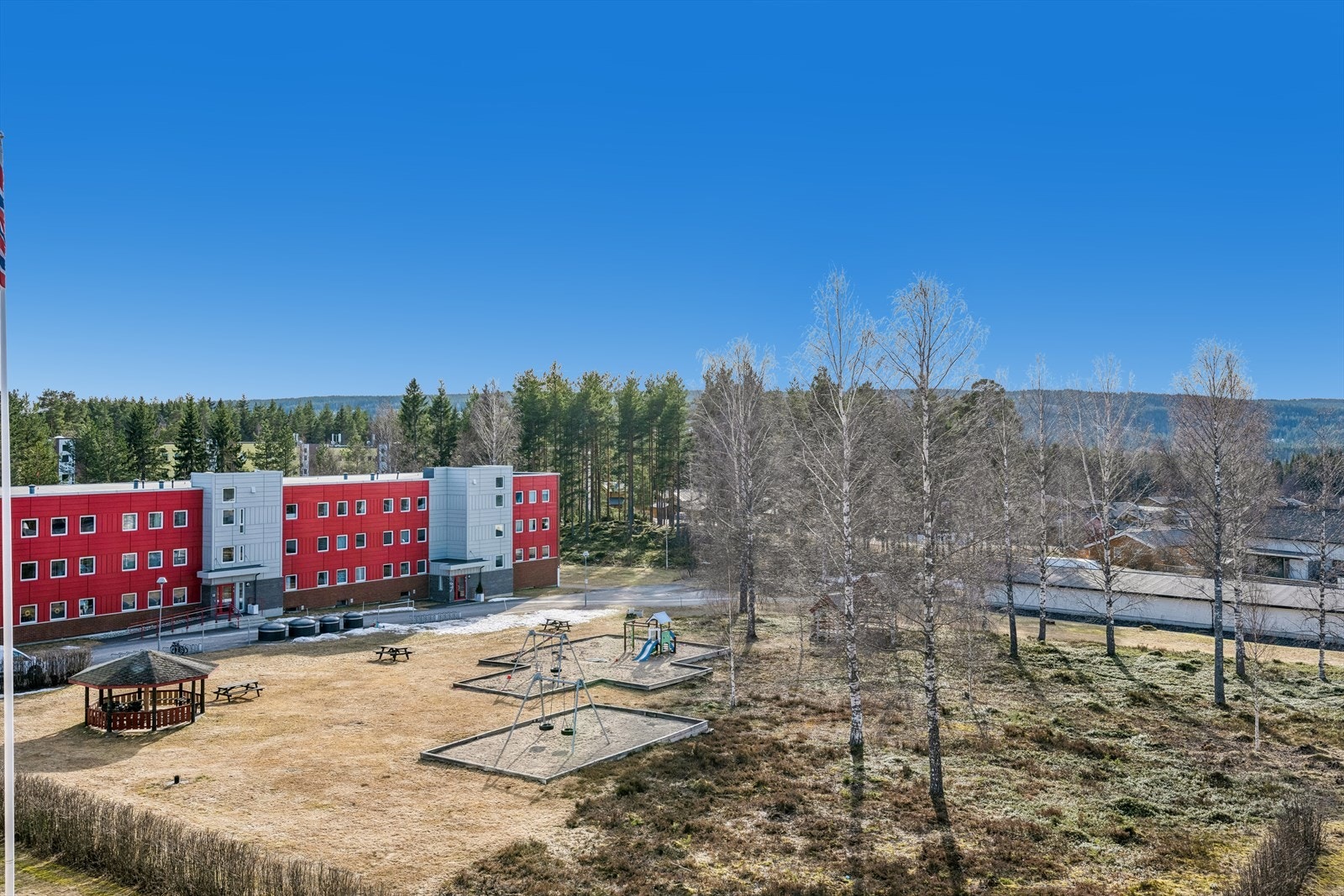 Utsikt over fellesområdene og nærområdet. Galleribilde