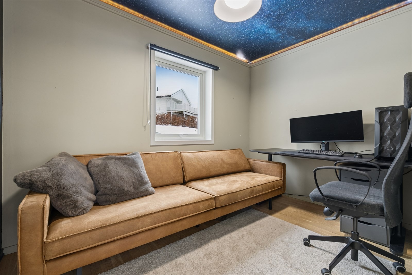 Soverom i 1.etasje. Galleribilde