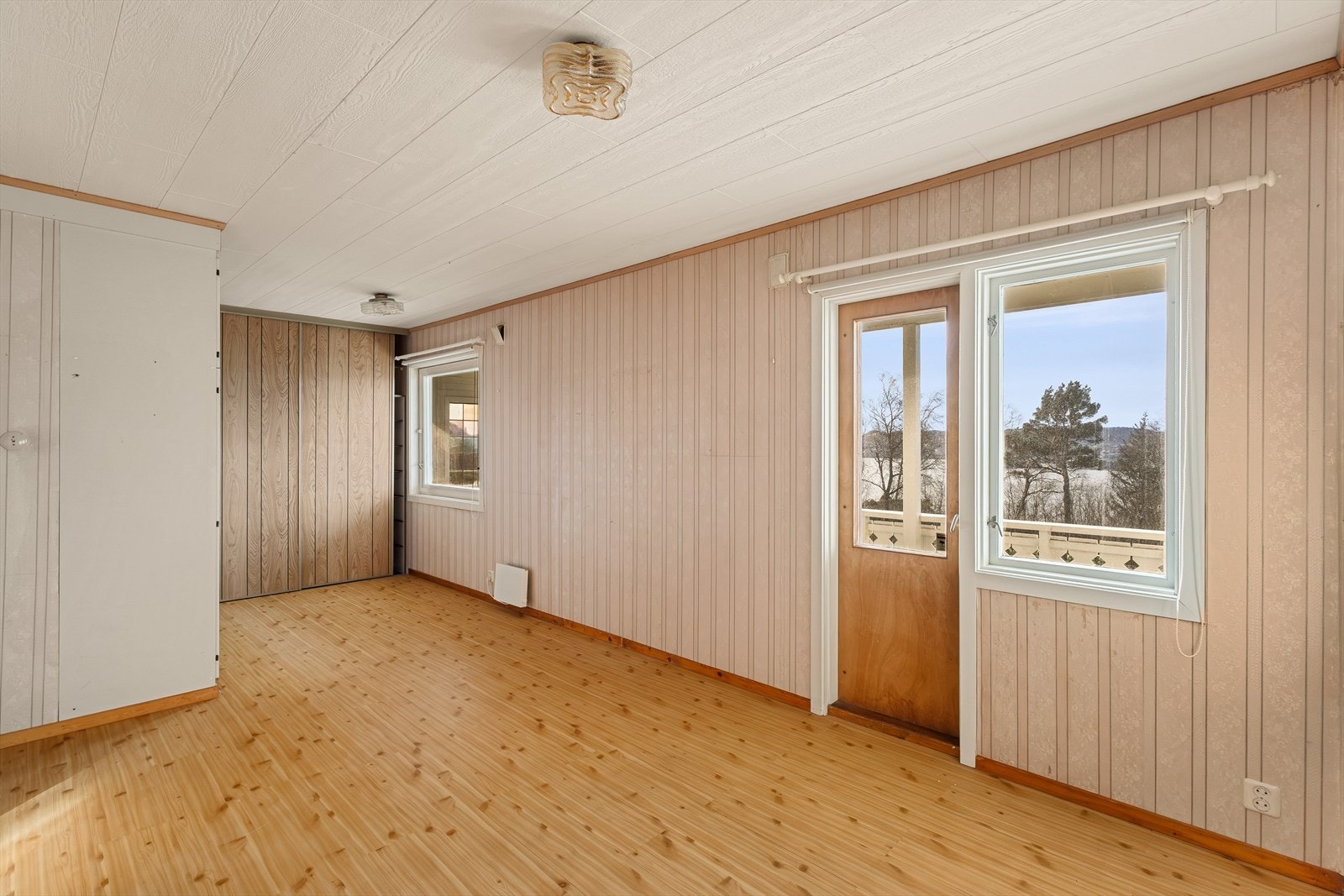 Utgang til balkong Galleribilde