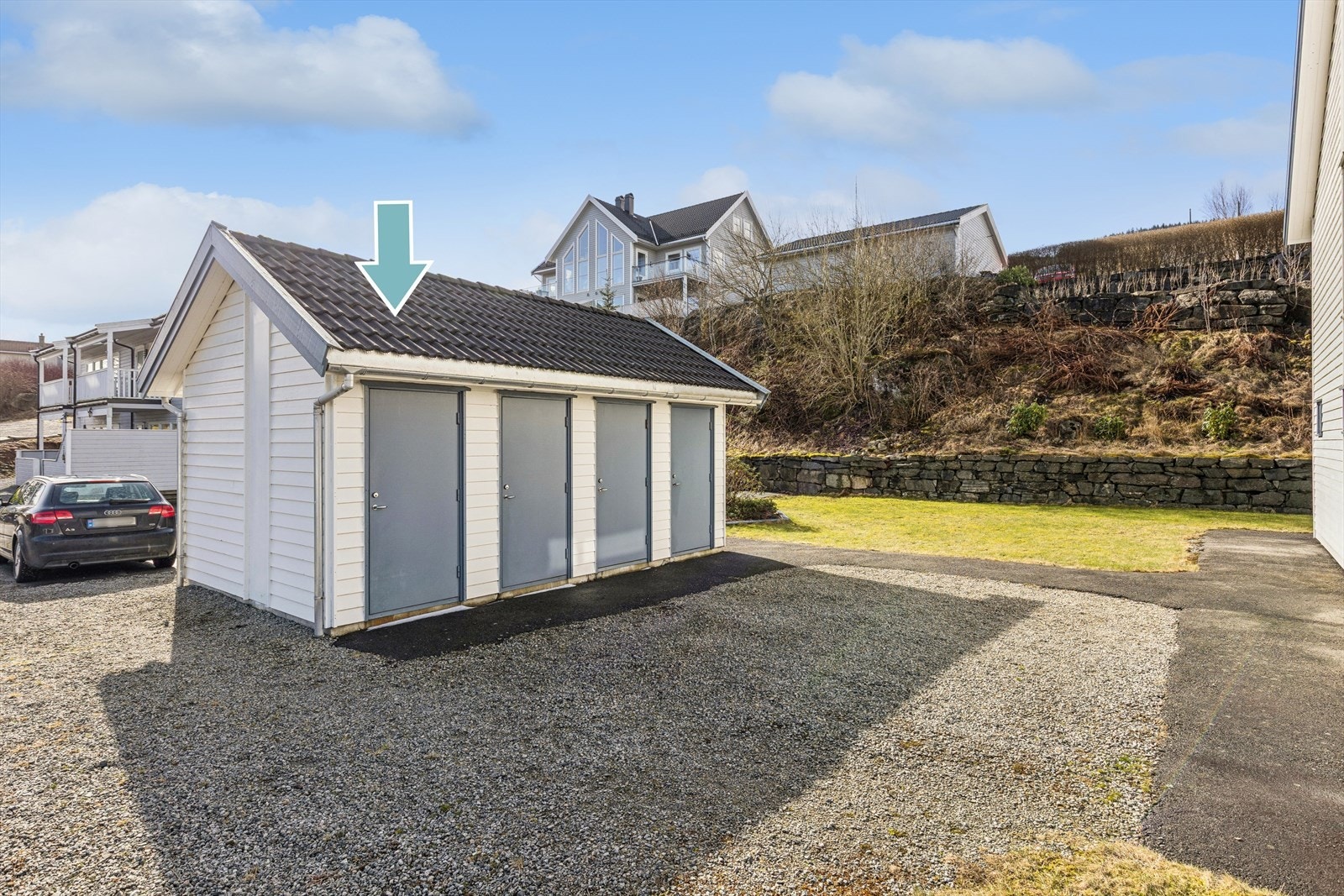 Praktisk utvendig bod for oppbevaring. Galleribilde