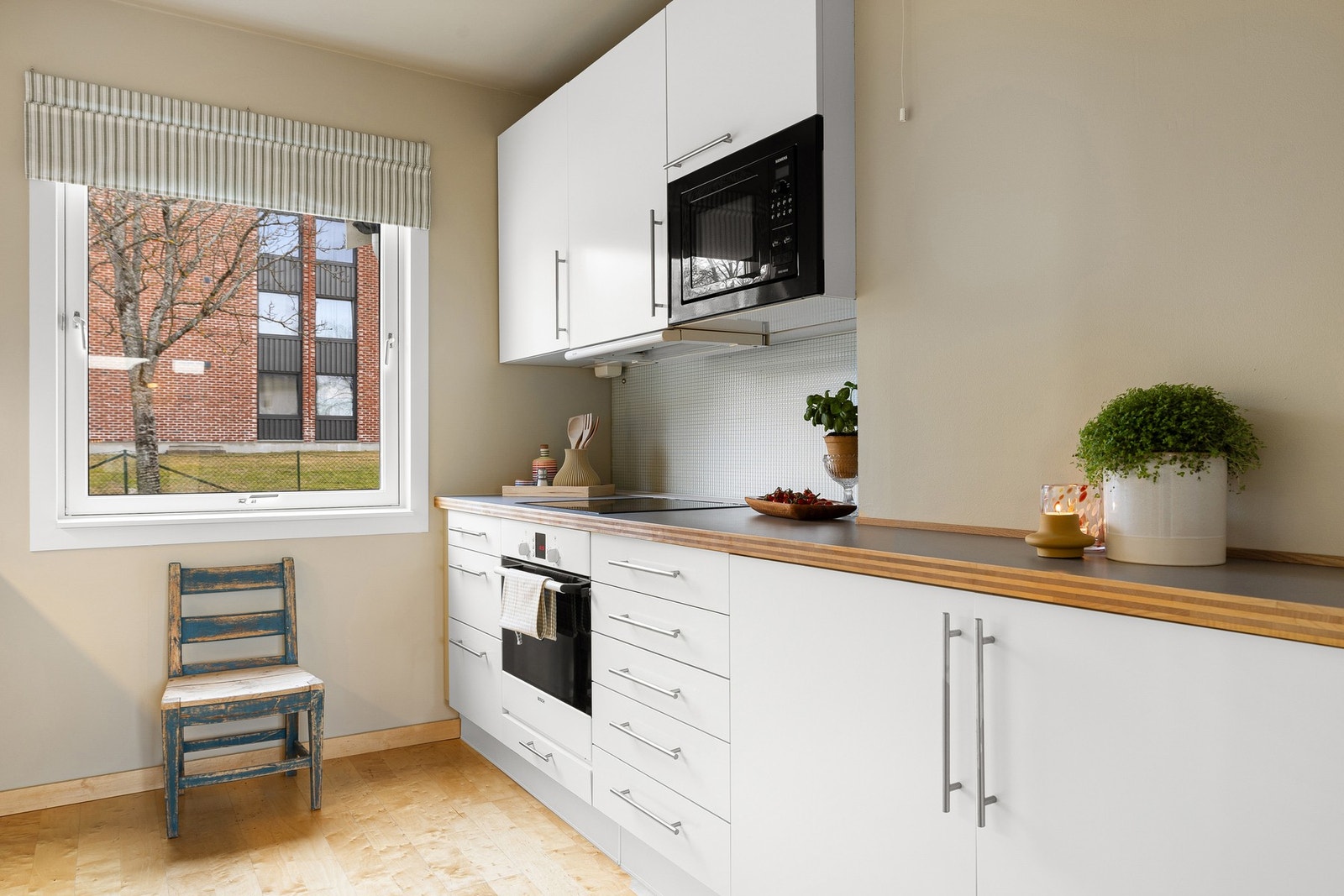 Kjøkkenet er godt vedlikeholdt og har fått tilstandsgrad 1 (TG1) på alle punkter. Galleribilde