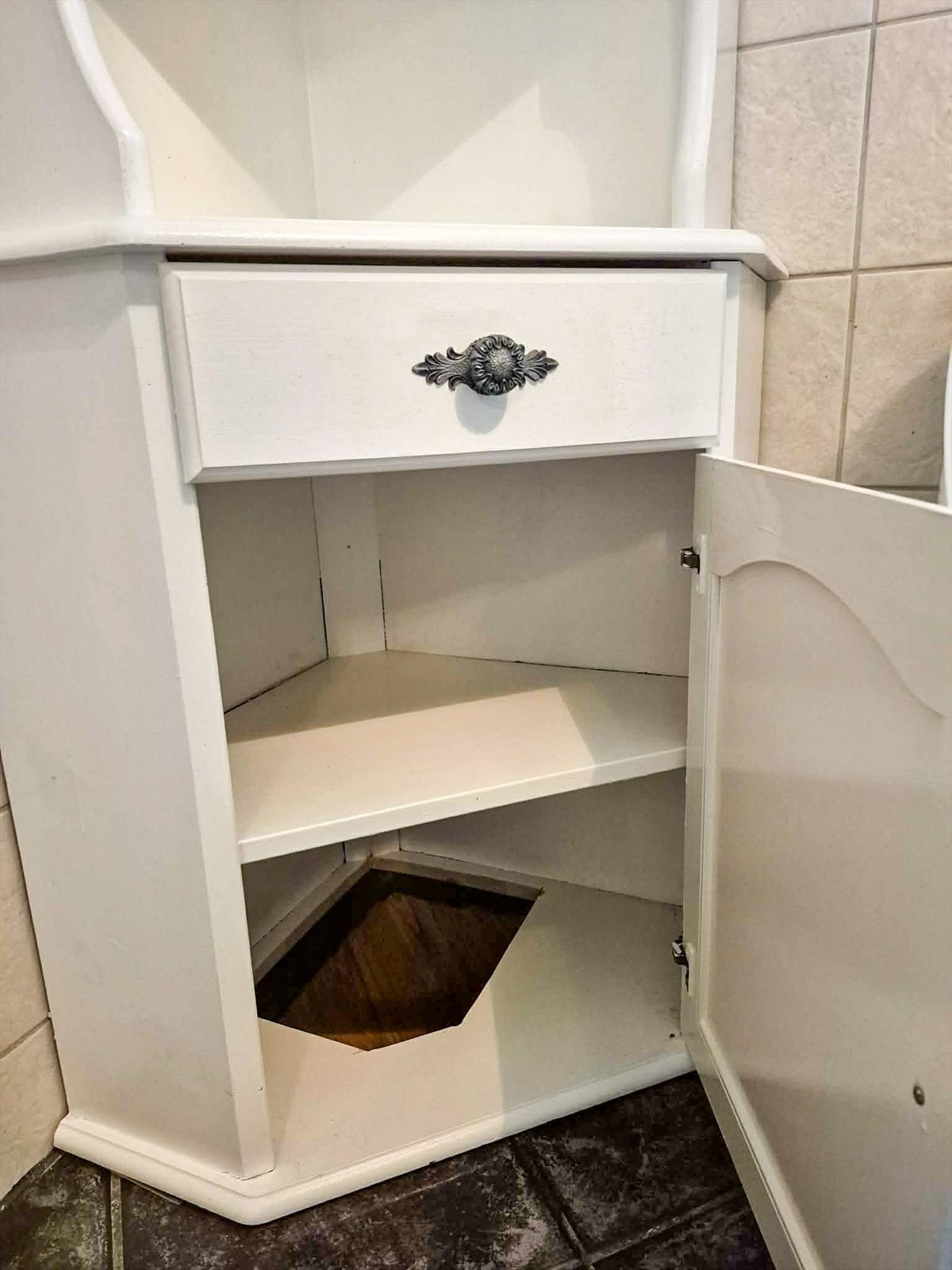 Klessjakt fra bad og ned til vaskerom. (Foto fra eier) Galleribilde