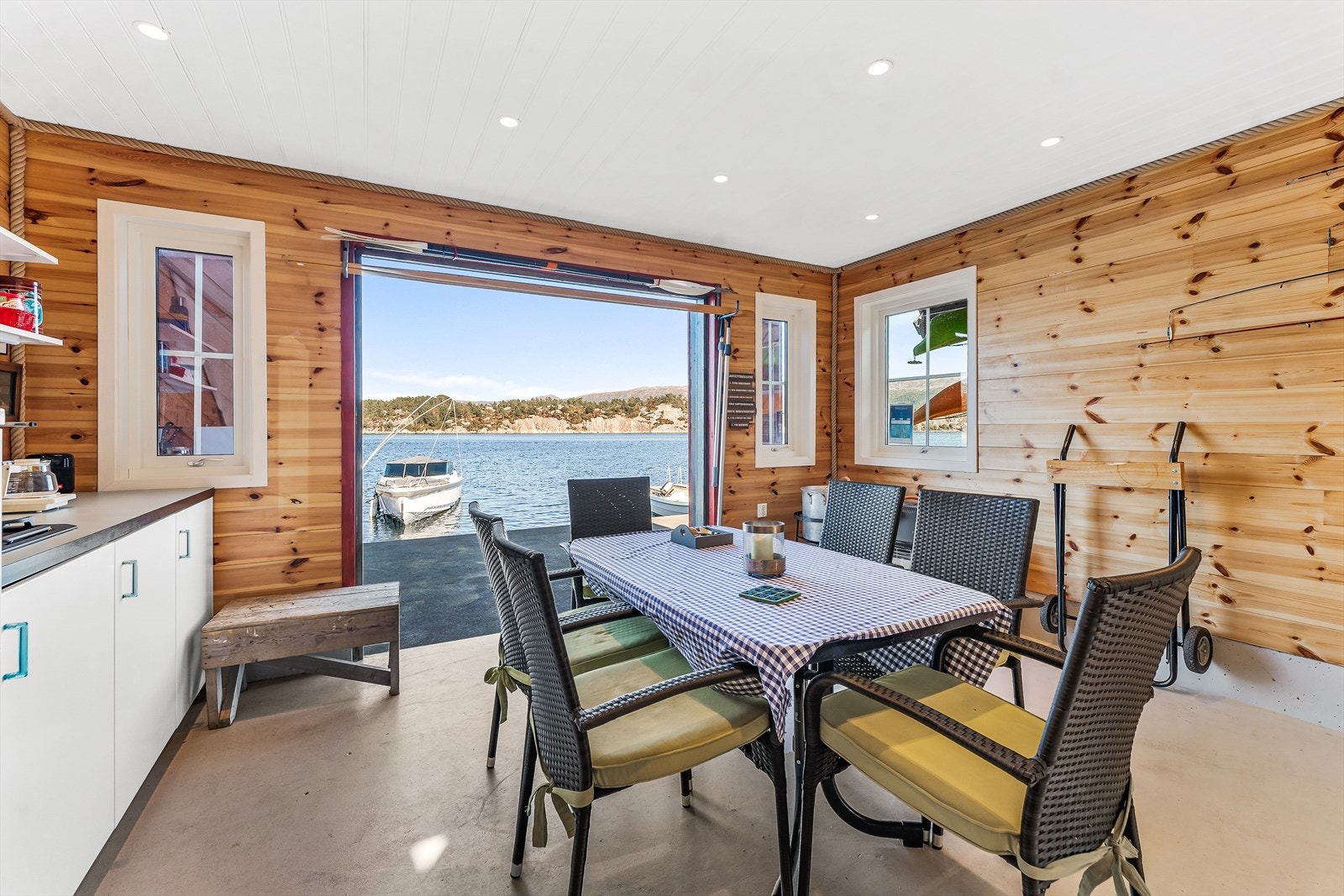 Naustrom Galleribilde