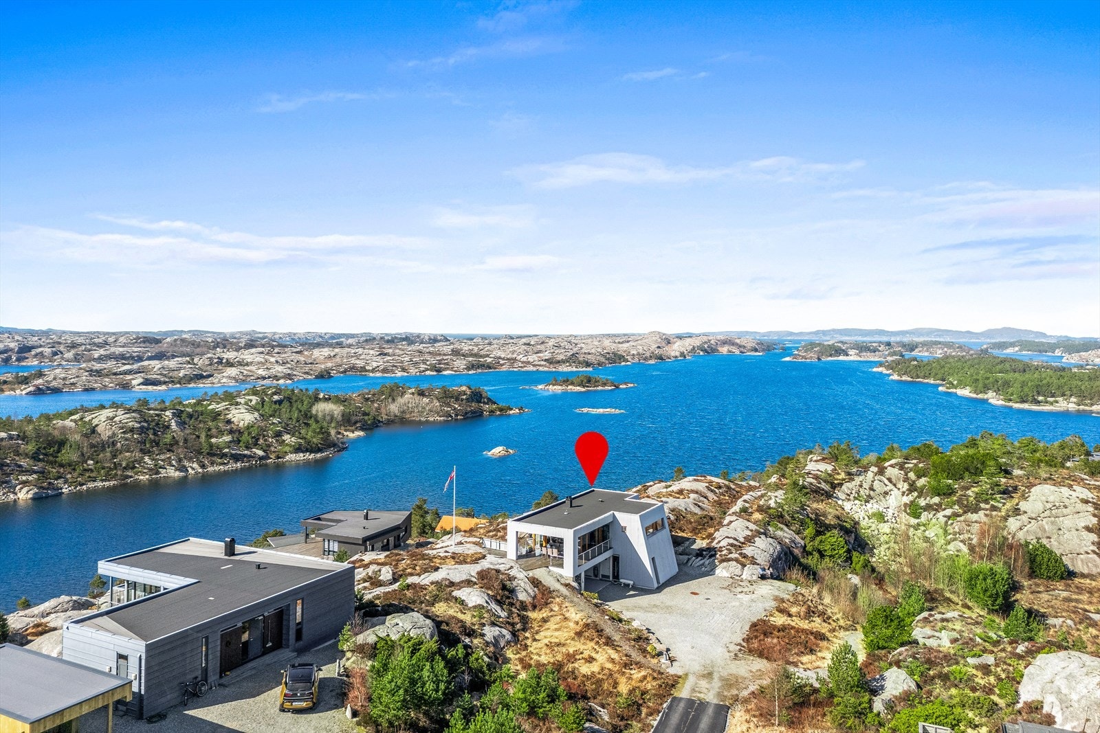 Tomten er planert og tilrettelagt for å kunne bygge et anneks (dette er ikke byggesøkt) Galleribilde